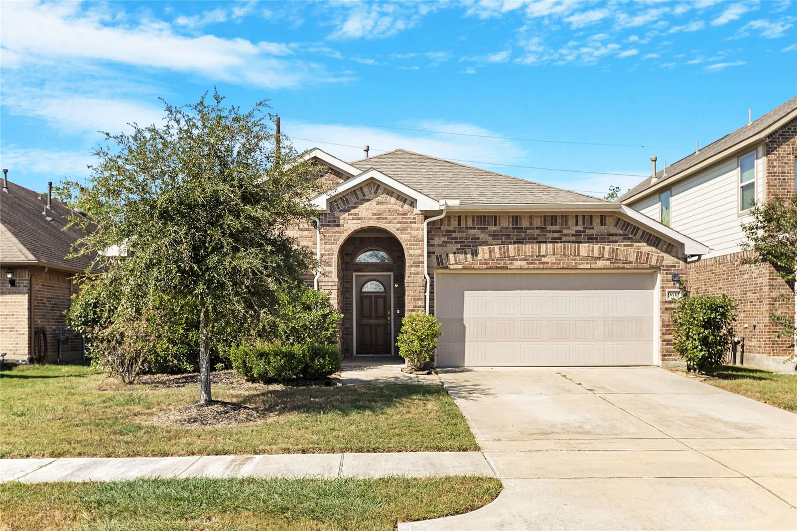 Real estate property located at 9610 Ocean, Brazoria, Meridiana Sec 6 A0515 Ht&Brr, Rosharon, TX, US