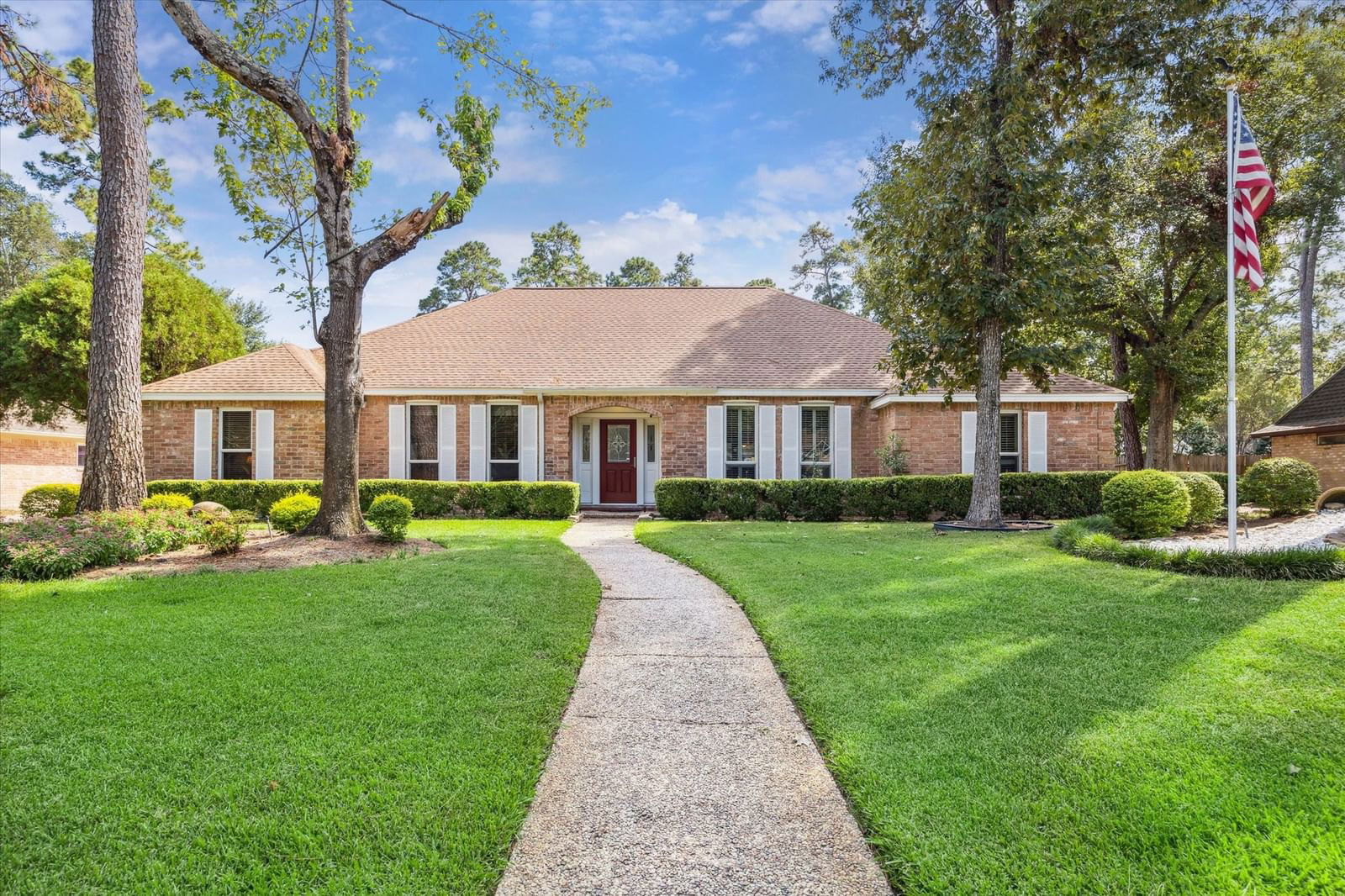 Real estate property located at 2218 Seven Oaks, Harris, Trailwood Village, Houston, TX, US