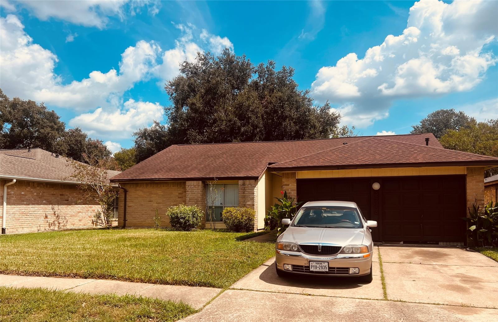 Real estate property located at 2714 Sicklepod, Harris, Westlake Place Sec 01, Houston, TX, US