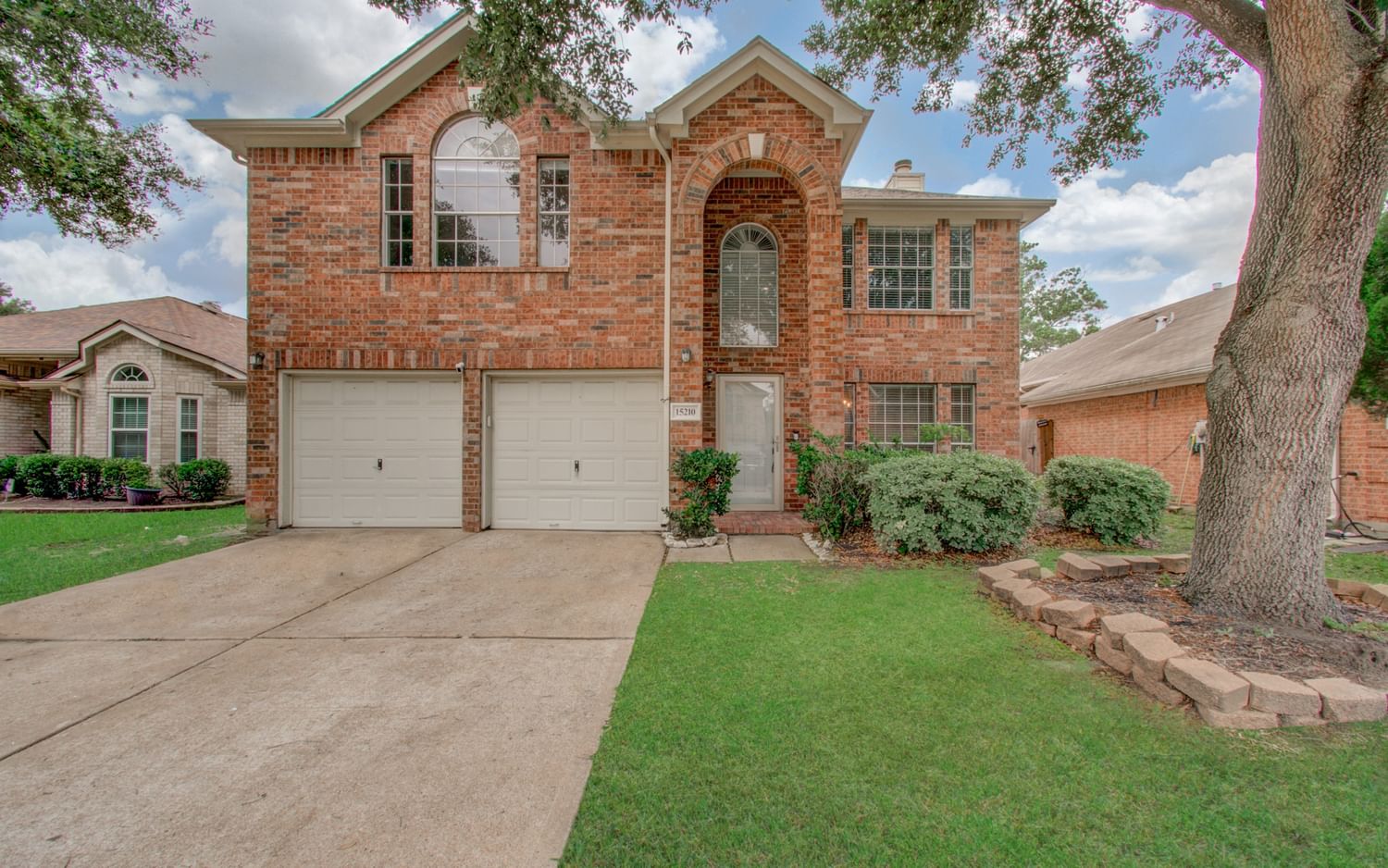 Real estate property located at 15210 Kingsbridge, Fort Bend, Kingsbridge Court Sec 1, Houston, TX, US