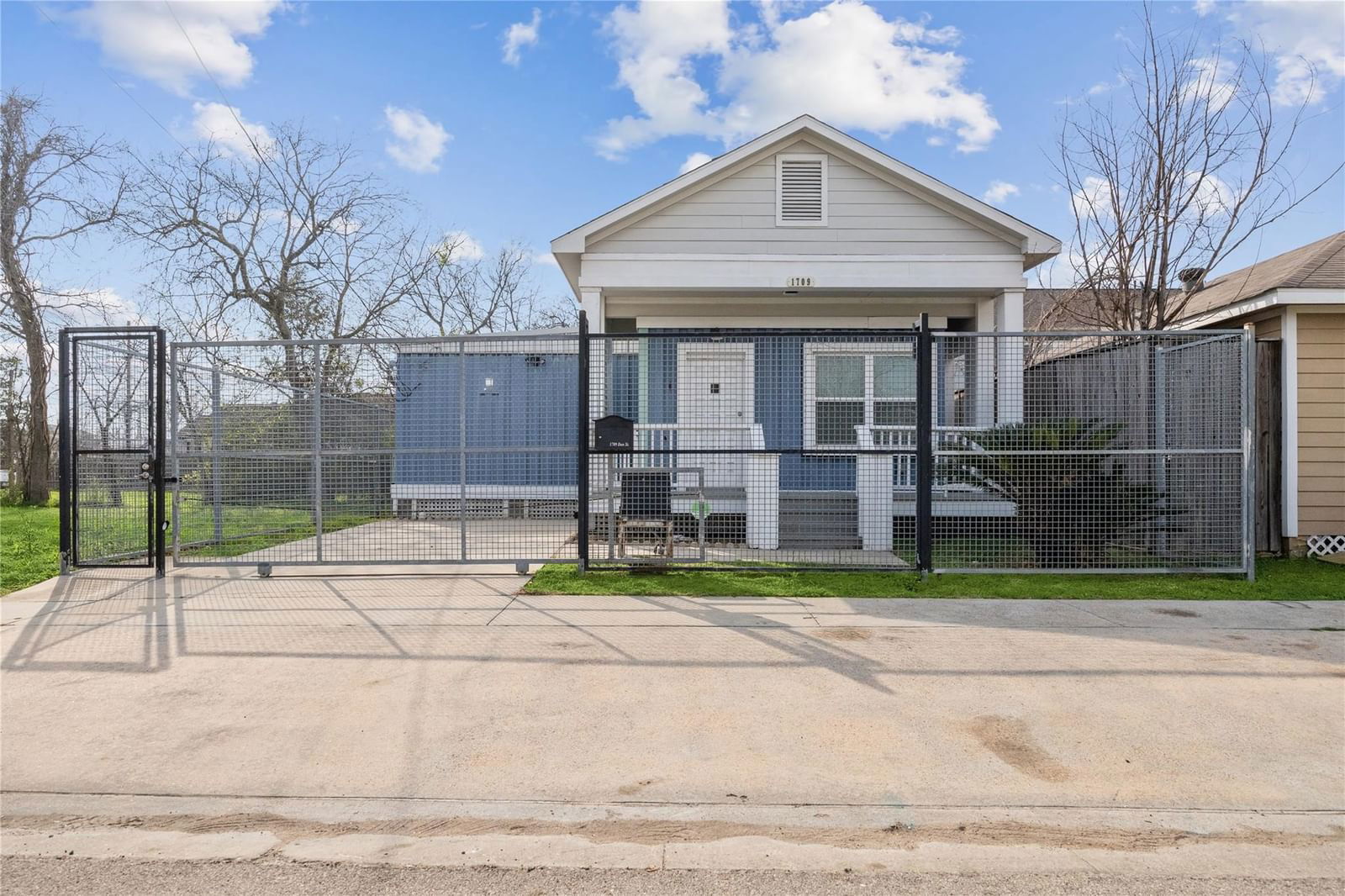 Real estate property located at 1709 Dan, Harris, Burkes Add 02, Houston, TX, US