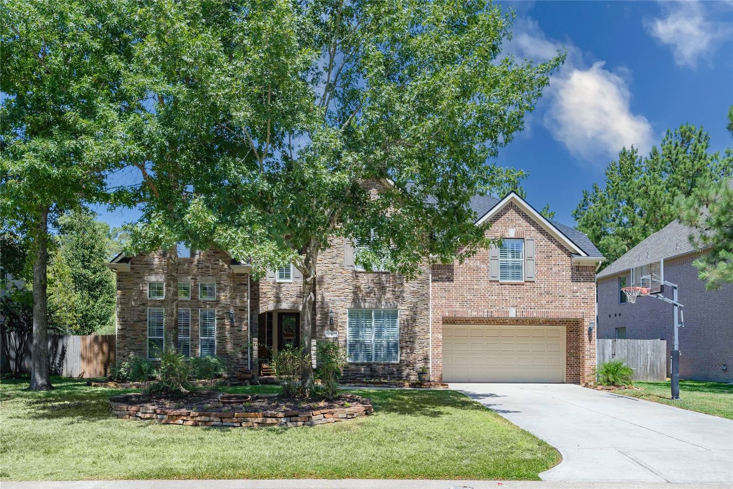 Real estate property located at 6 Pawprint, Montgomery, The Woodlands, TX, US