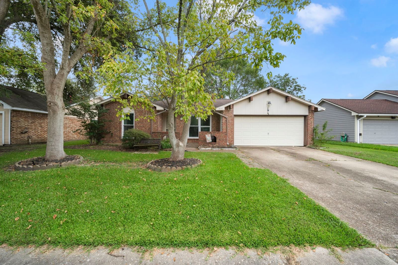 Real estate property located at 5114 Crestway, Harris, Glen Meadows, La Porte, TX, US