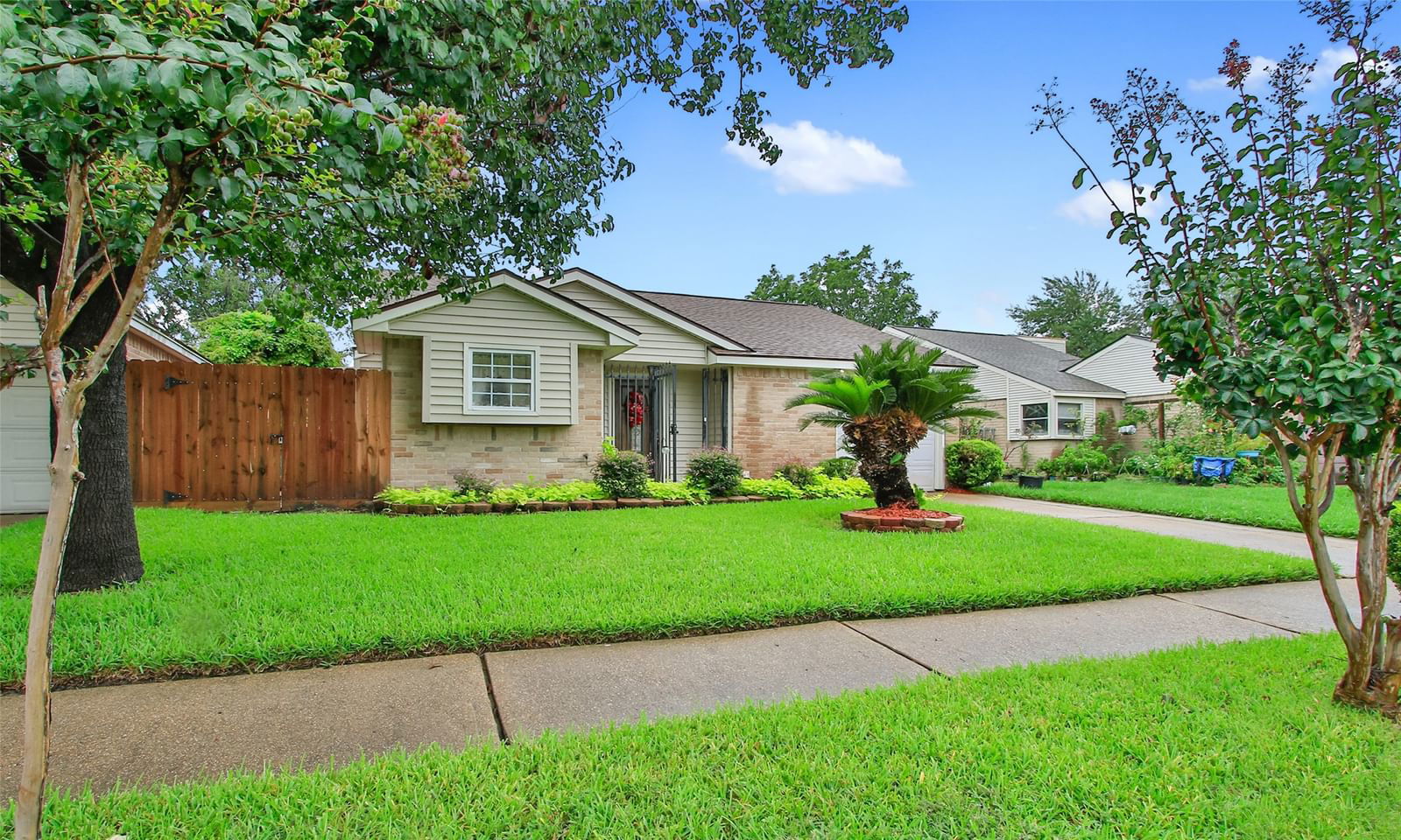 Real estate property located at 13214 Pebblewalk Cir S, Harris, Chimney Hill, Houston, TX, US