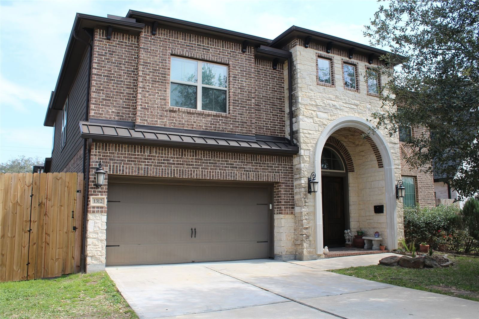 Real estate property located at 1312 Aldrich, Harris, Westview Terrace, Houston, TX, US