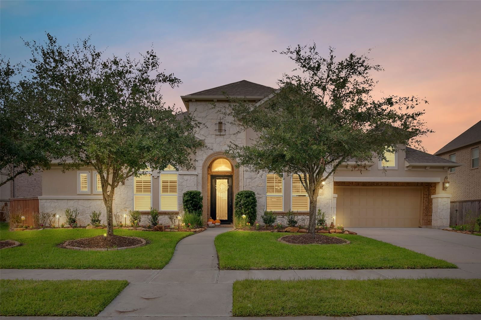 Real estate property located at 11903 Linden Walk, Brazoria, Southern Trails Sec 14, Pearland, TX, US