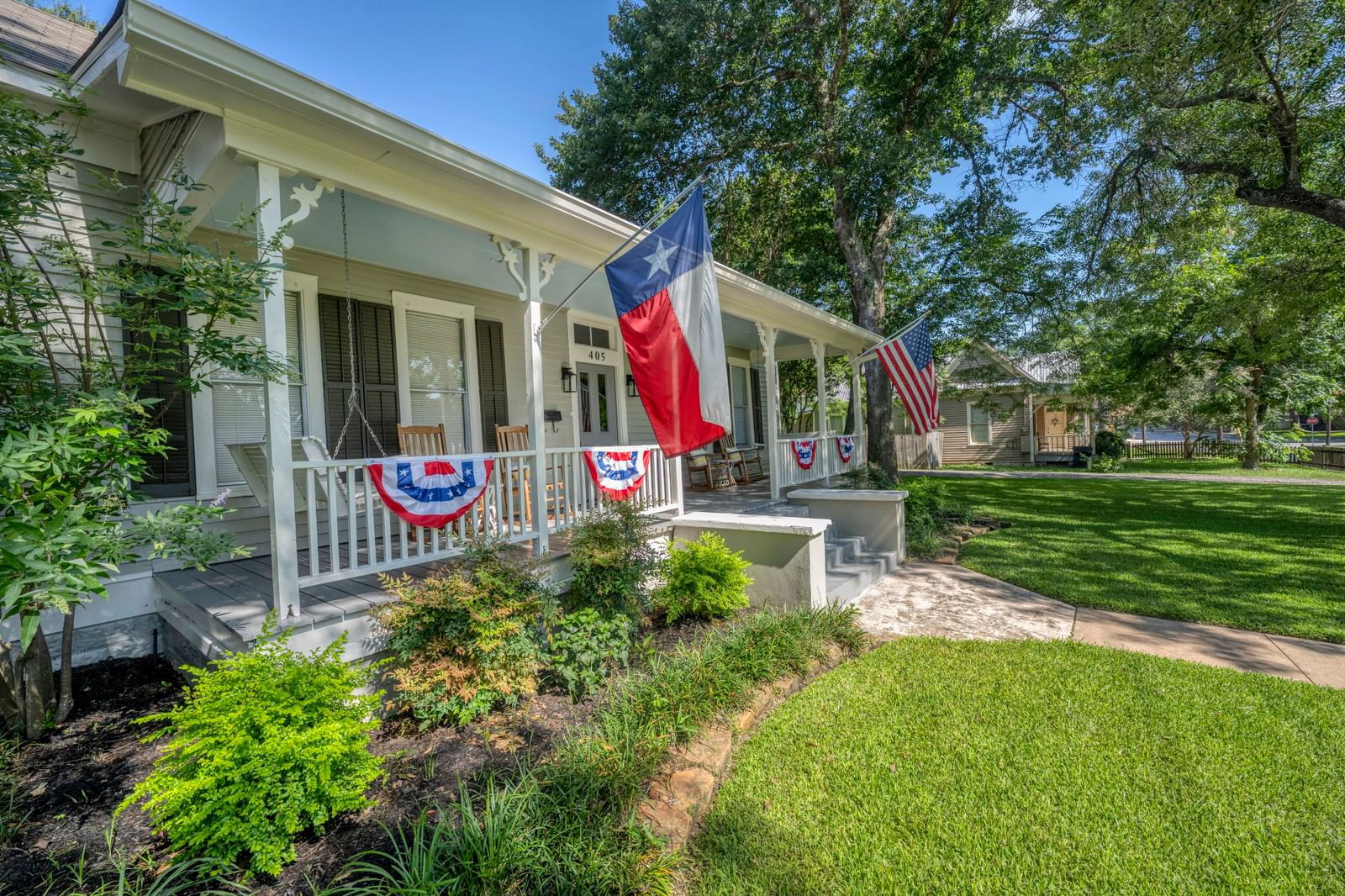 Real estate property located at 405 Ross, Washington, Cottonwood Street, Brenham, TX, US