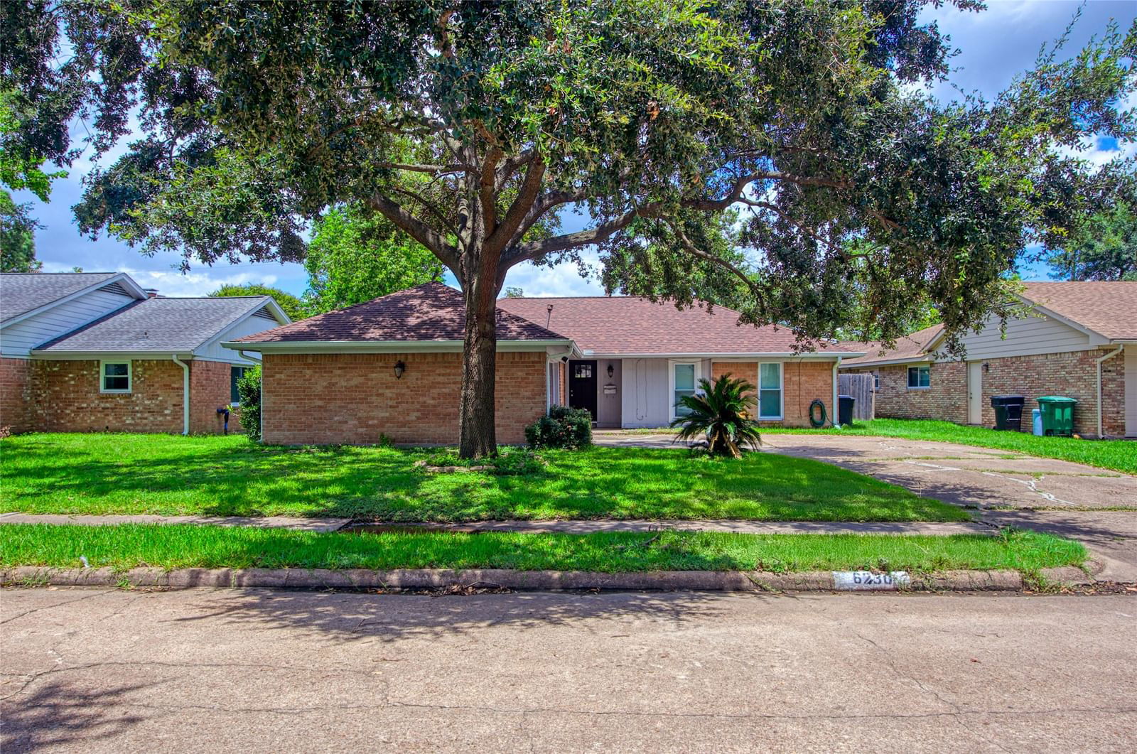 Real estate property located at 6230 Leaf Arbor, Harris, Forest West Sec 02, Houston, TX, US