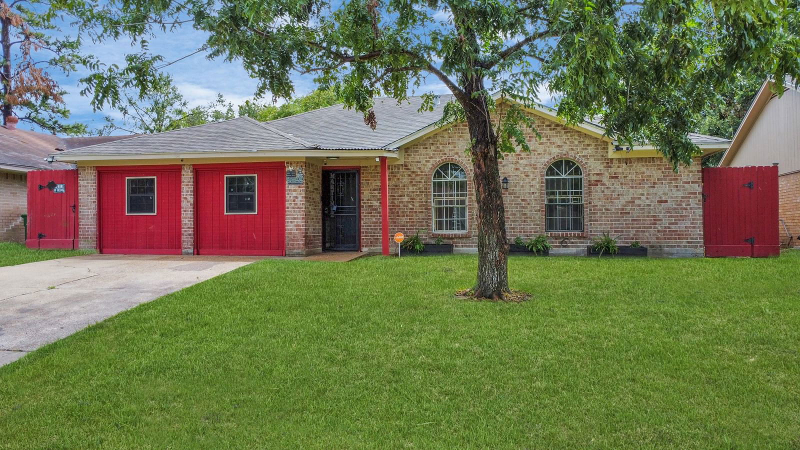 Real estate property located at 10922 Dunvegan, Harris, Songwood Sec 06, Houston, TX, US