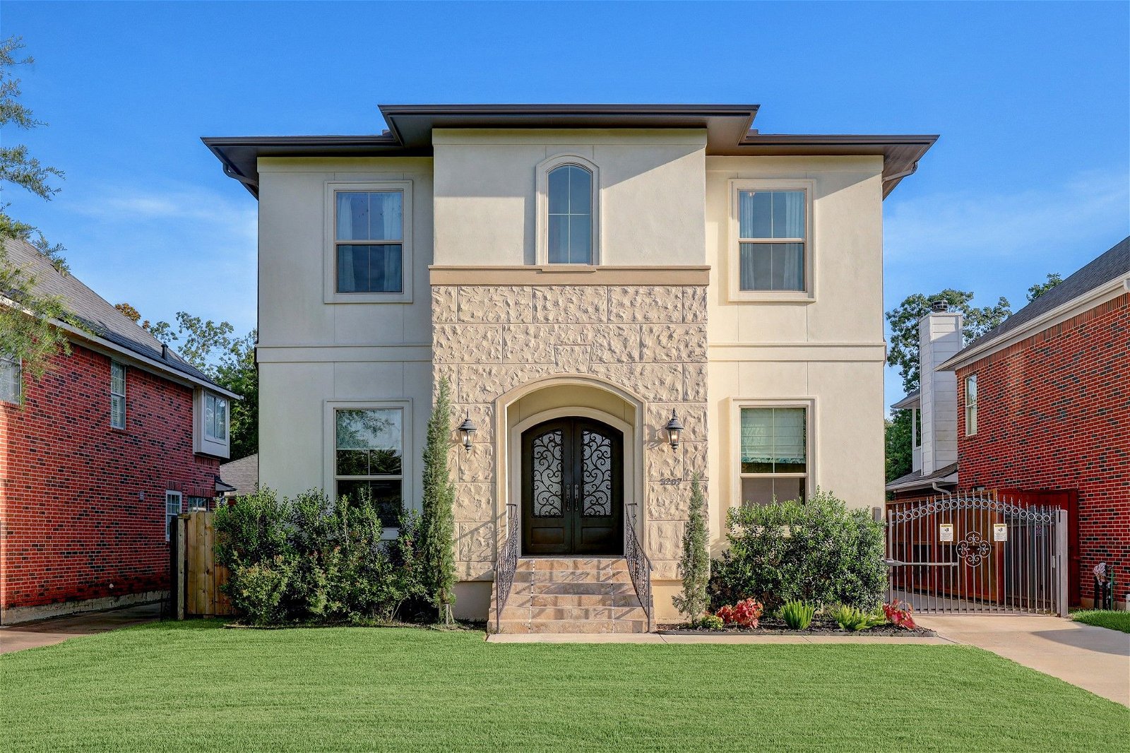 Real estate property located at 5207 Linden, Harris, Bellaire, TX, US