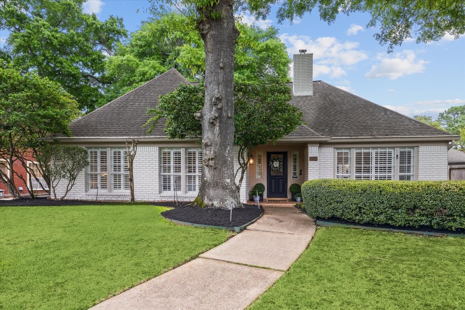 Real estate property located at 3206 Cedar Village, Harris, Greentree Village, Houston, TX, US