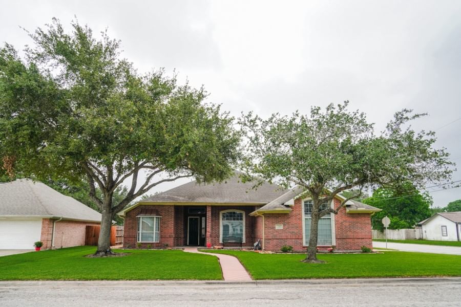 Real estate property located at 1315 Donna, Wharton, South Meadow, El Campo, TX, US