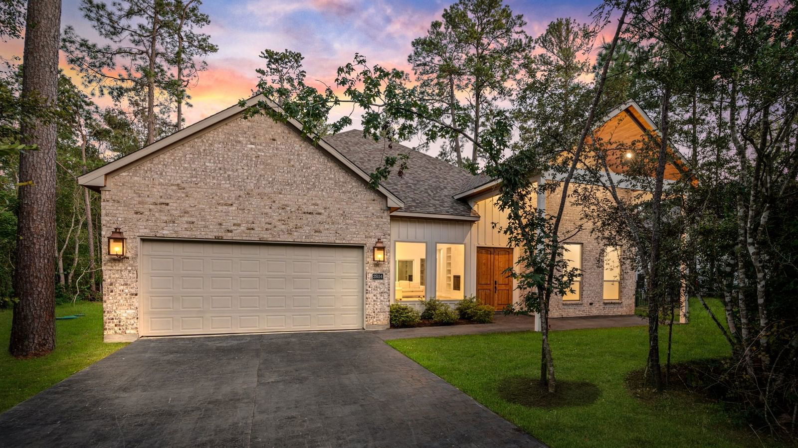 Real estate property located at 25114 Ashley Trace, Harris, Twelve Oaks Sec 01, Tomball, TX, US