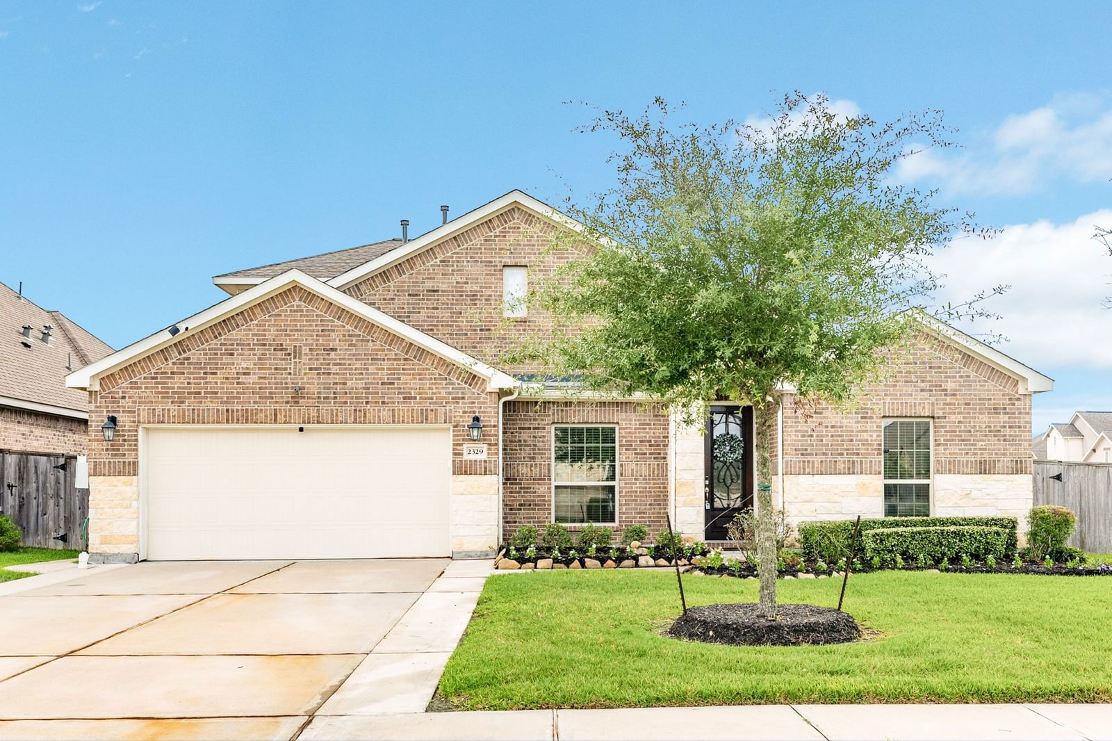 Real estate property located at 2329 Vineyard Terrace, Galveston, Magnolia Creek, League City, TX, US