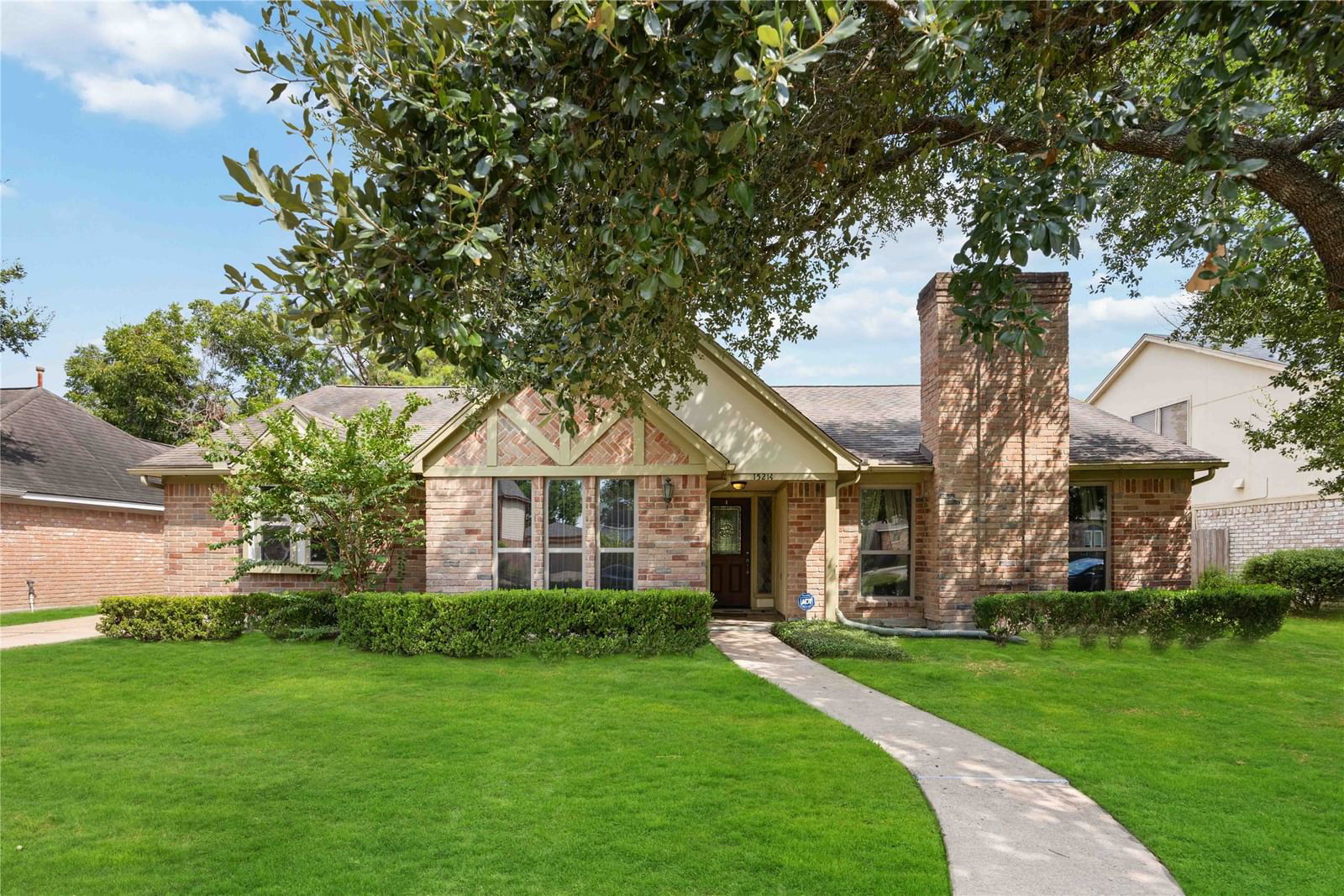 Real estate property located at 15214 La Paloma, Harris, Mission Bend Sec 10, Houston, TX, US