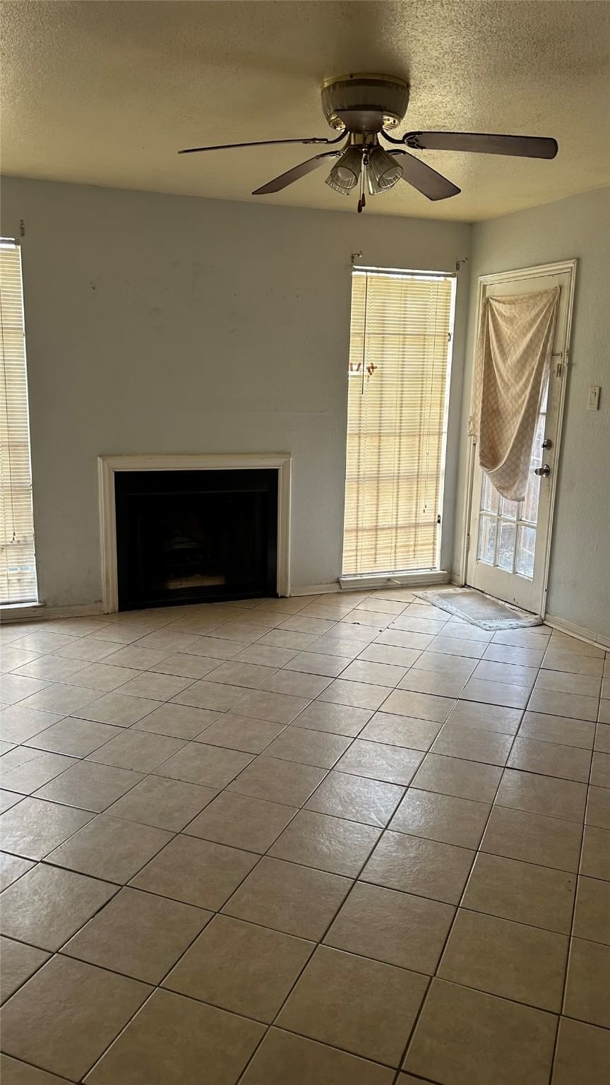 Real estate property located at 10211 Sugar Branch #429, Harris, Forum Park Condo Ph 04, Houston, TX, US