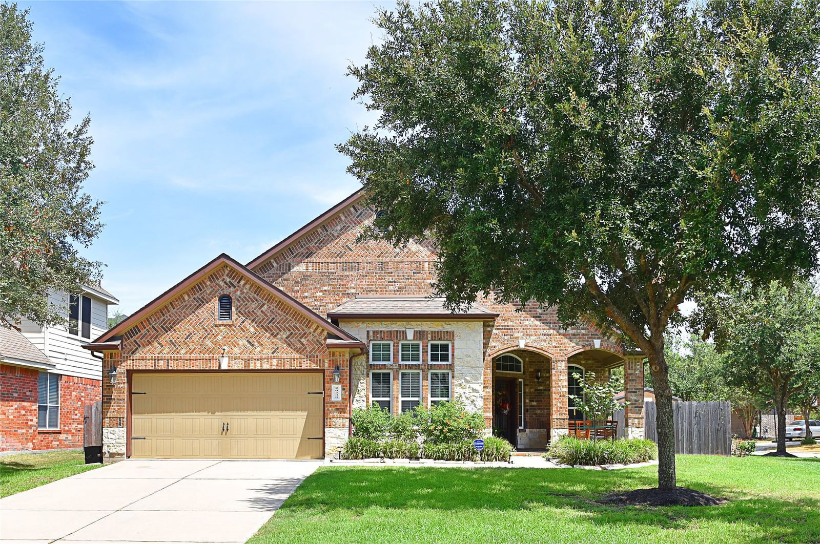 Real estate property located at 20240 Southwood Dr, Montgomery, Ridge At Oakhurst, Porter, TX, US