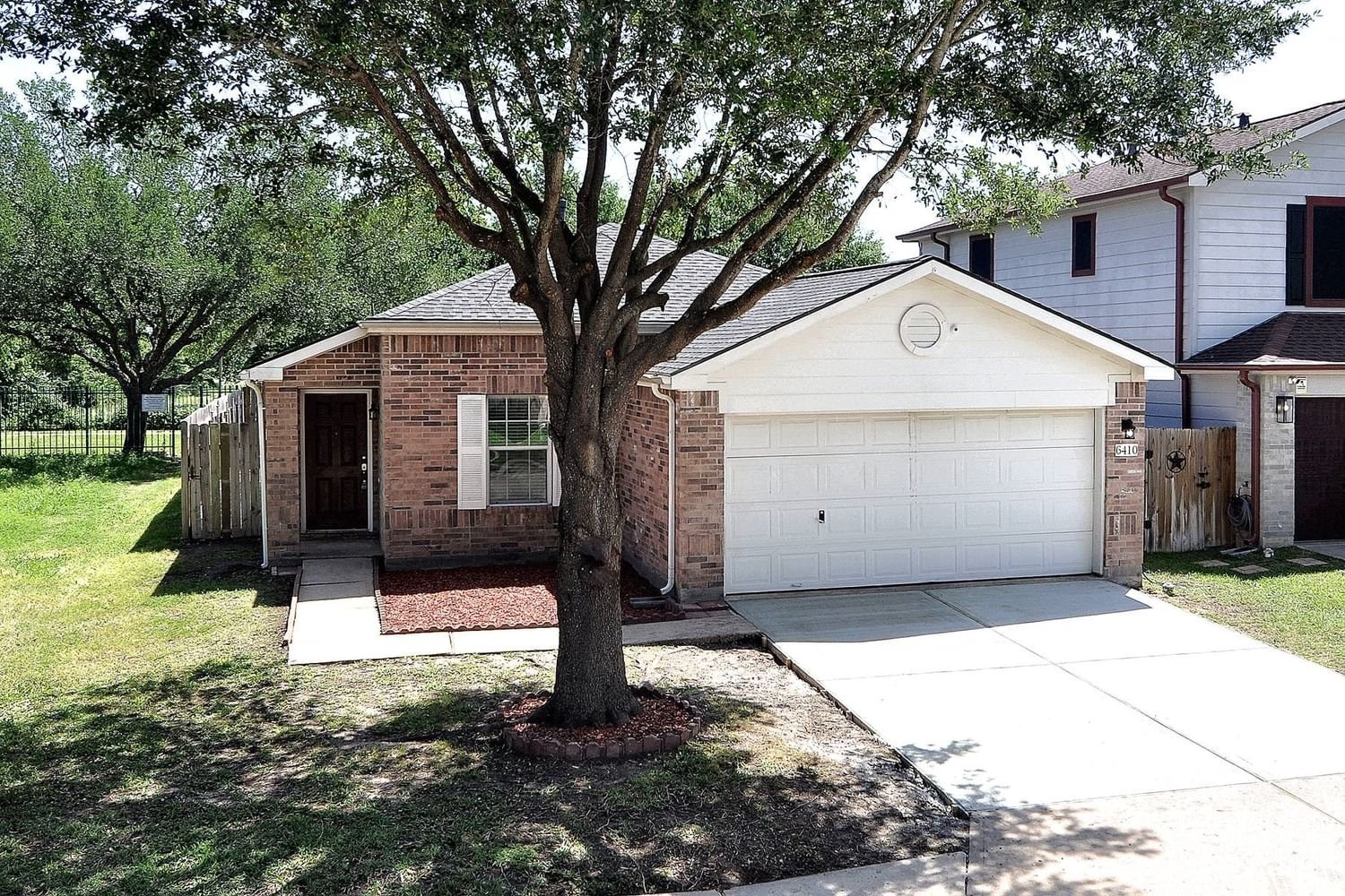 Real estate property located at 6410 Mildenhall, Harris, Westminster Village, Houston, TX, US