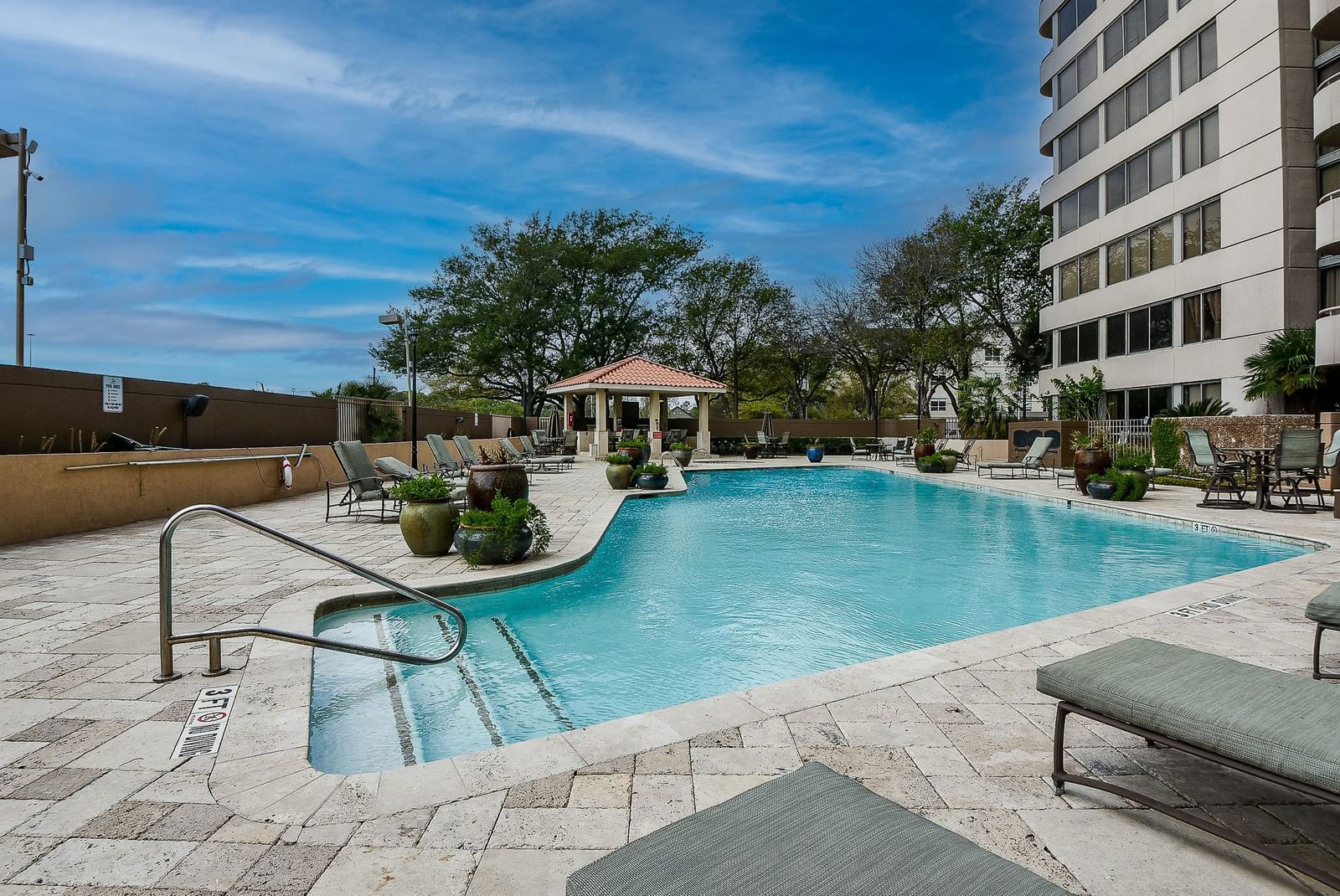 Real estate property located at 3525 Sage #1407, Harris, Sage Street Condo, Houston, TX, US