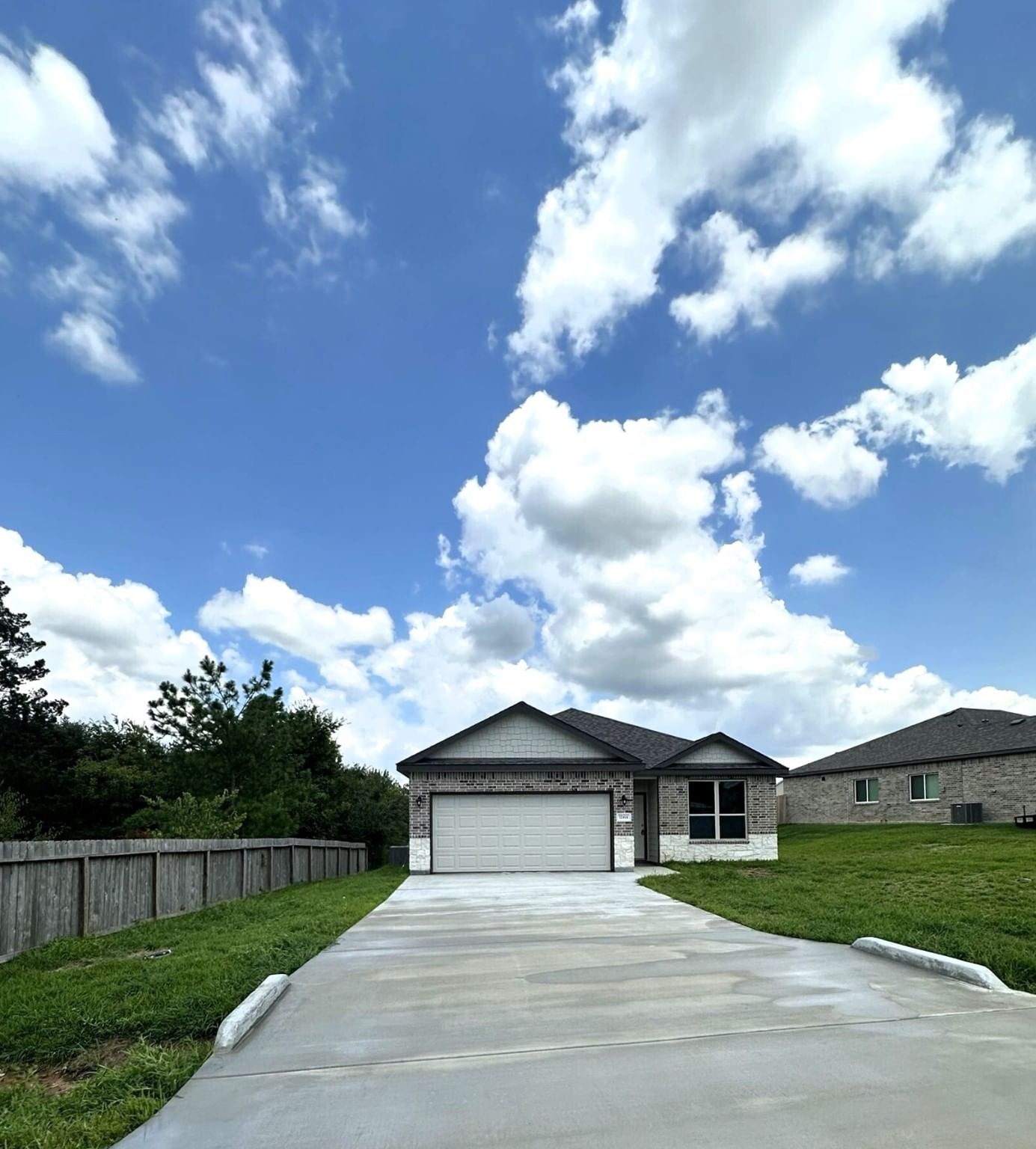 Real estate property located at 12414 Pecan, Montgomery, Lake Conroe Hills 02, Willis, TX, US