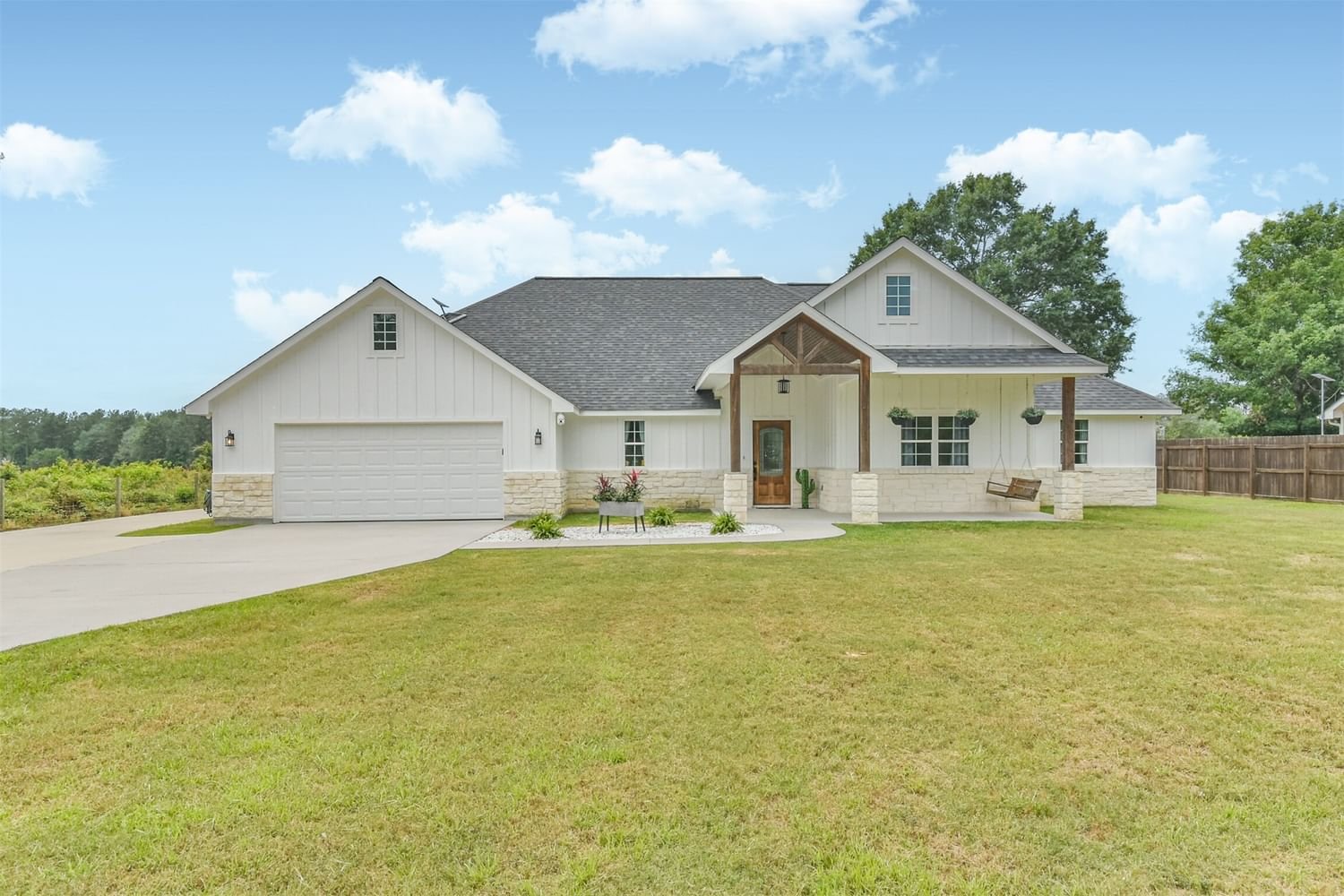 Real estate property located at 2063 White Buck, Montgomery, Peach Creek Plantation 01, Cleveland, TX, US