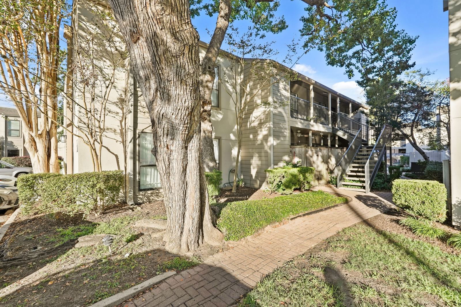 Real estate property located at 1100 Augusta #56, Harris, Woods On Augusta T/H Condo, Houston, TX, US