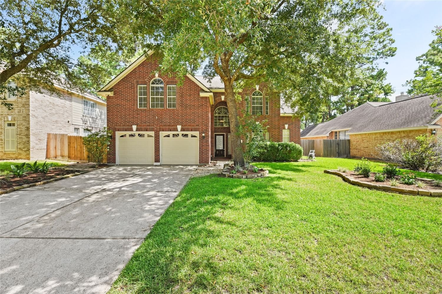 Real estate property located at 10 Long Springs, Montgomery, The Woodlands, TX, US