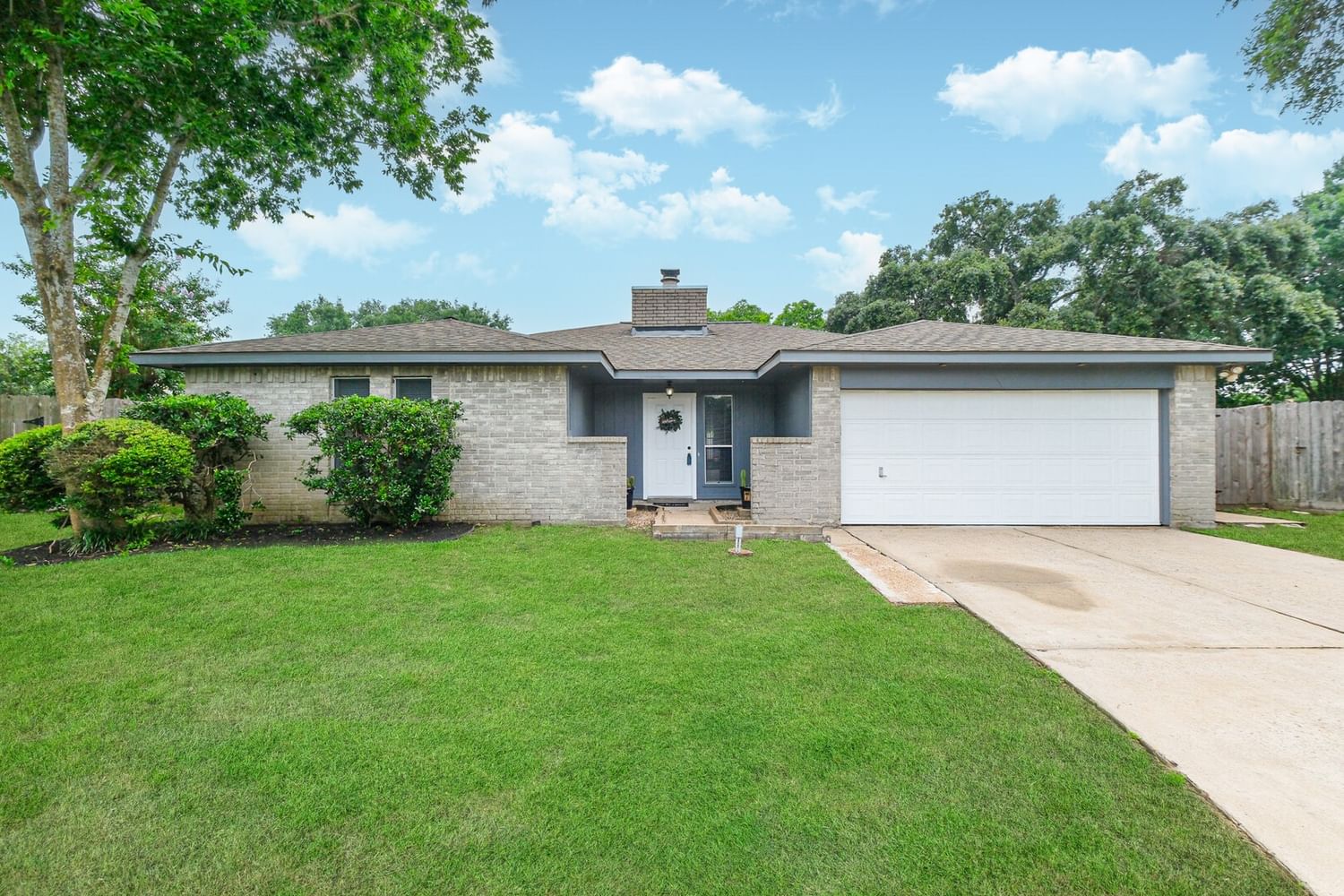 Real estate property located at 16826 Limeshade, Fort Bend, Pheasant Creek Sec 1, Sugar Land, TX, US