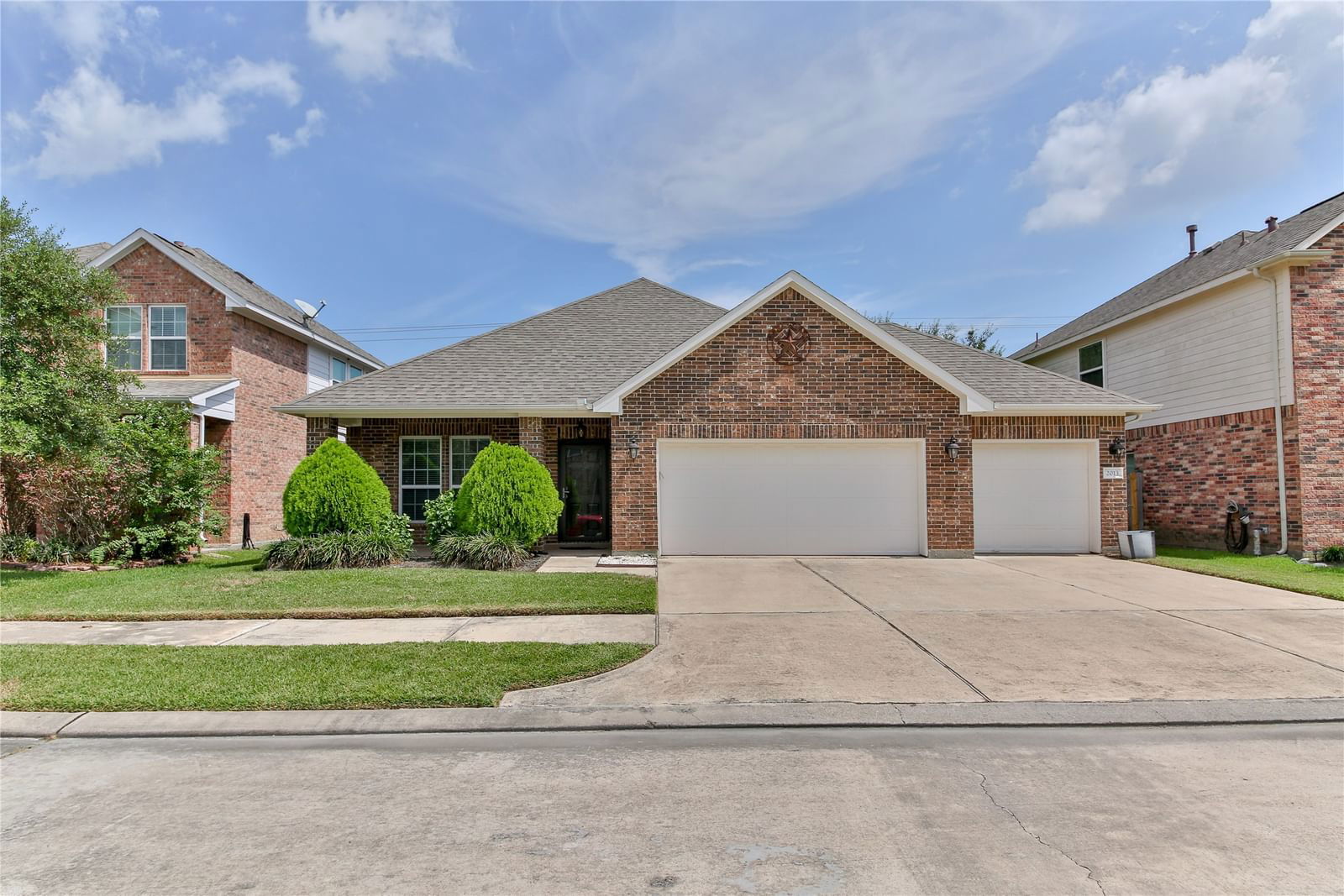 Real estate property located at 2013 Troon, Harris, Retreat/Bay Forest North, La Porte, TX, US