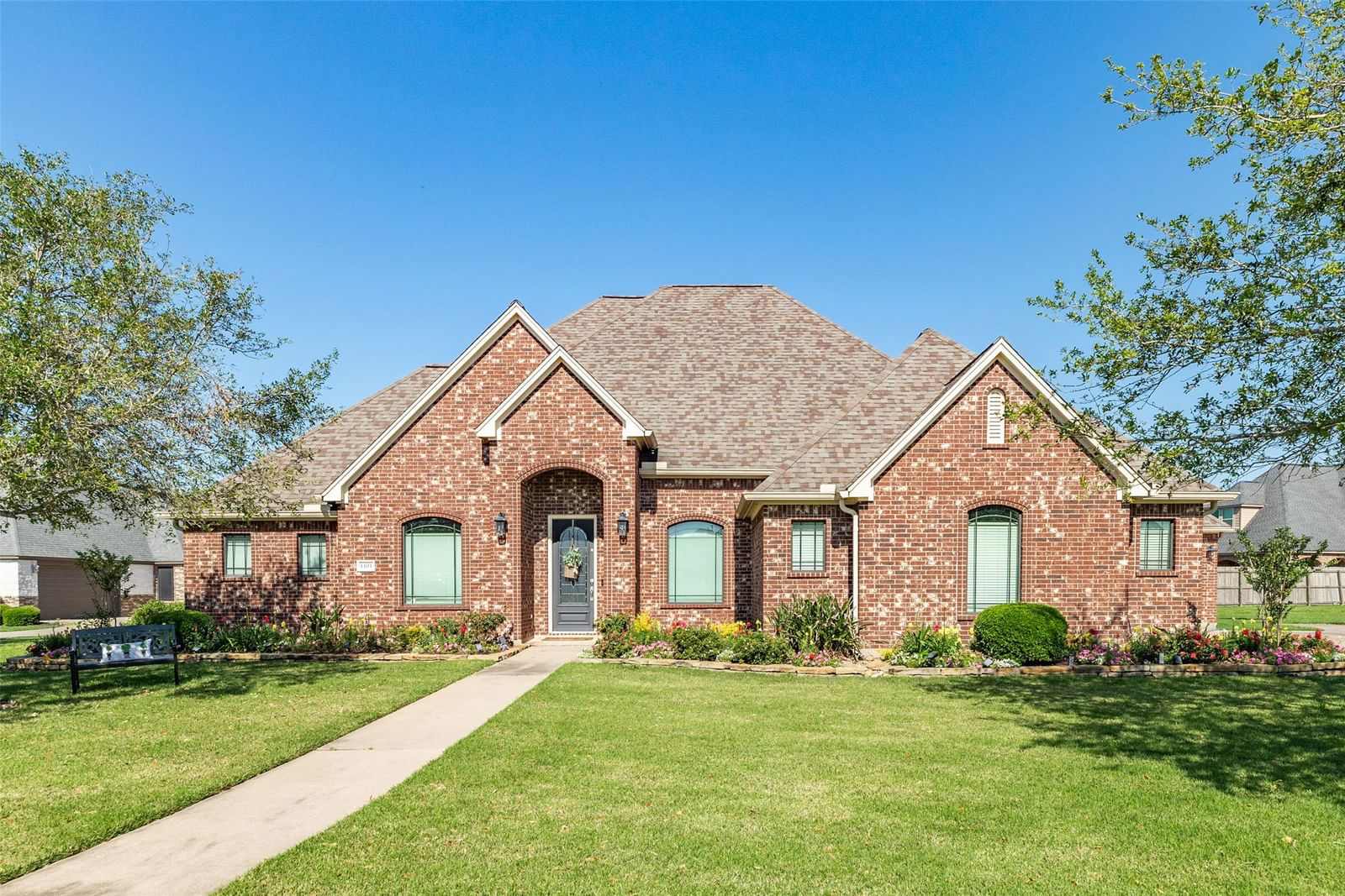 Real estate property located at 1101 Southern Oaks, Brazoria, Heritage Oaks Sec 5, Angleton, TX, US