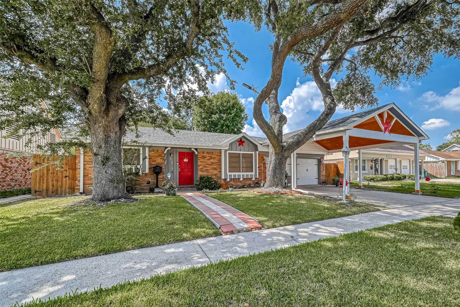 Real estate property located at 2910 Huckleberry, Harris, Pasadena, TX, US