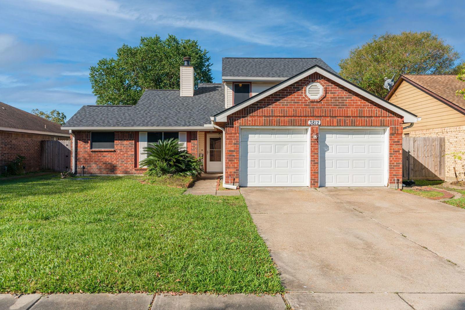 Real estate property located at 3812 Redbud, Harris, Fairmont Park East Sec 01, La Porte, TX, US