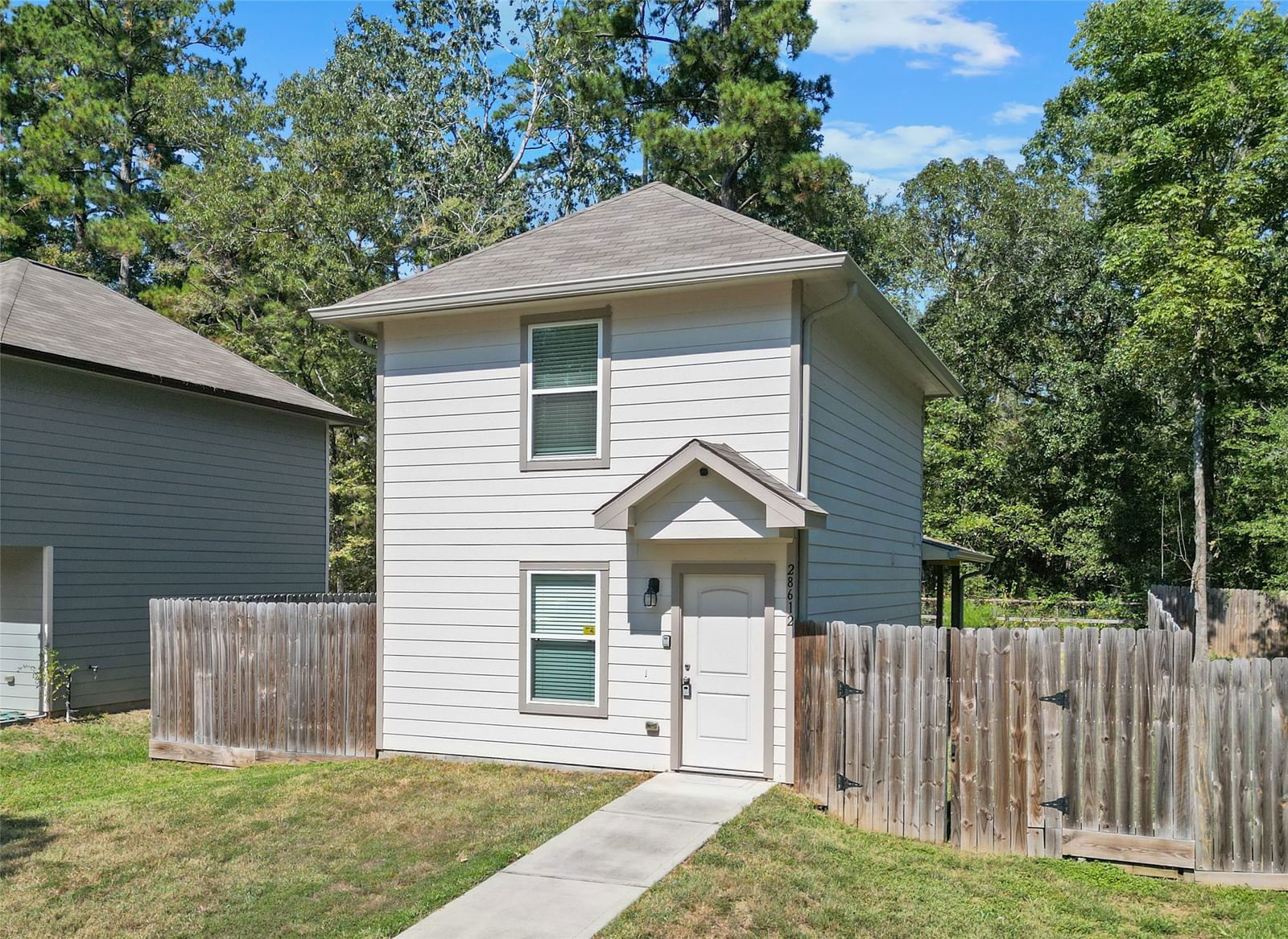 Real estate property located at 28612 Netawaka, San Jacinto, Waterwood Greentree Vill #11a, Huntsville, TX, US