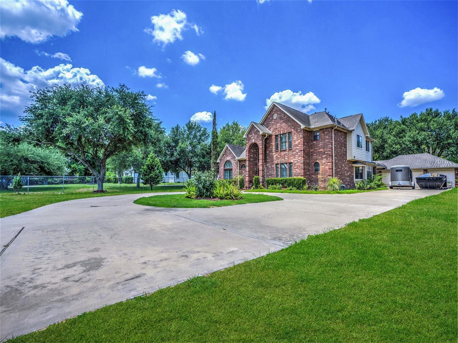 Real estate property located at 10024 Kinney Road, Harris, Houston, TX, US