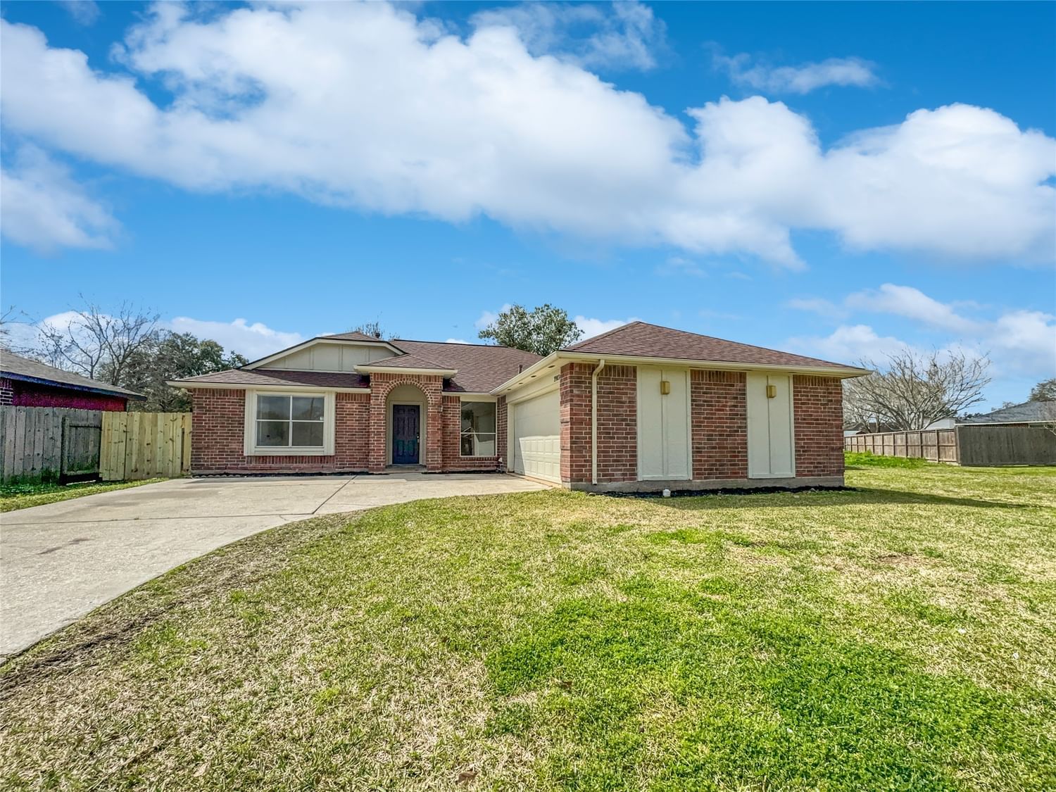 Real estate property located at 3903 Briar Hollow, Galveston, Briar Glen Sec 1 Ph 2, Dickinson, TX, US