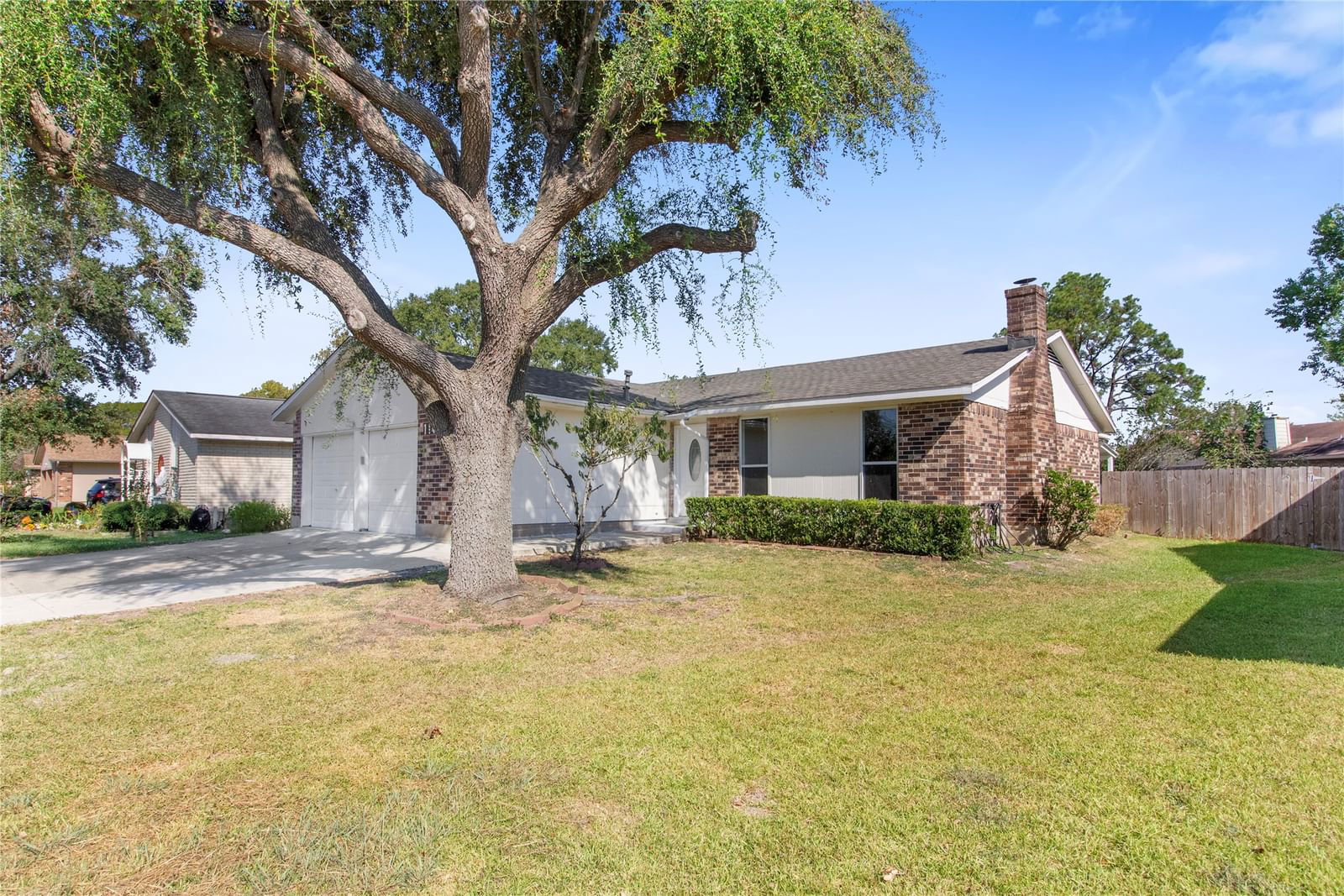 Real estate property located at 11439 Sageglen, Harris, Wood Meadow Sec 01 02 R/P, Houston, TX, US