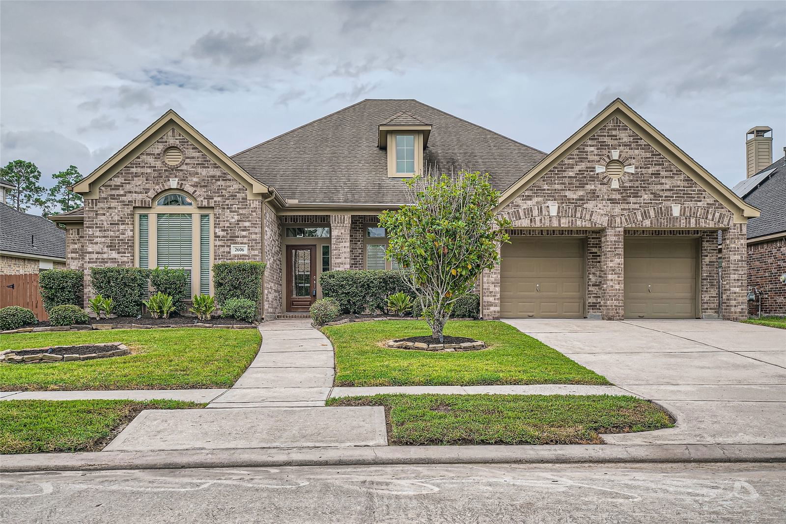 Real estate property located at 2606 Imperial Grove, Montgomery, Imperial Oaks Park 14, Conroe, TX, US