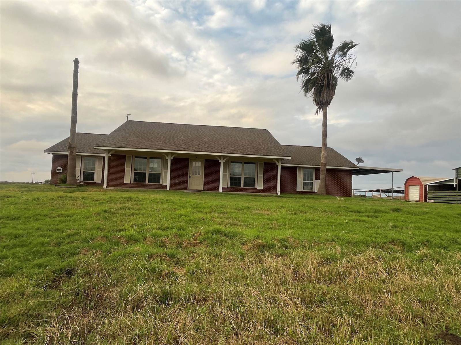 Real estate property located at 5011 County Road 868d, Brazoria, T & W Alley, Brazoria, TX, US