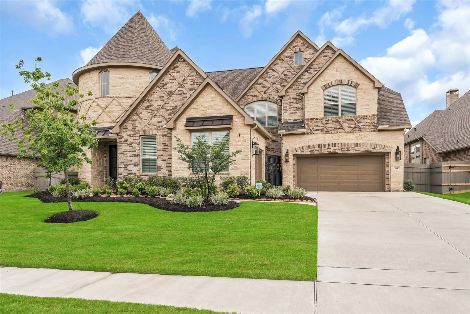 Real estate property located at 17429 Orchid Falls Ln, Montgomery, Artavia 05, Conroe, TX, US