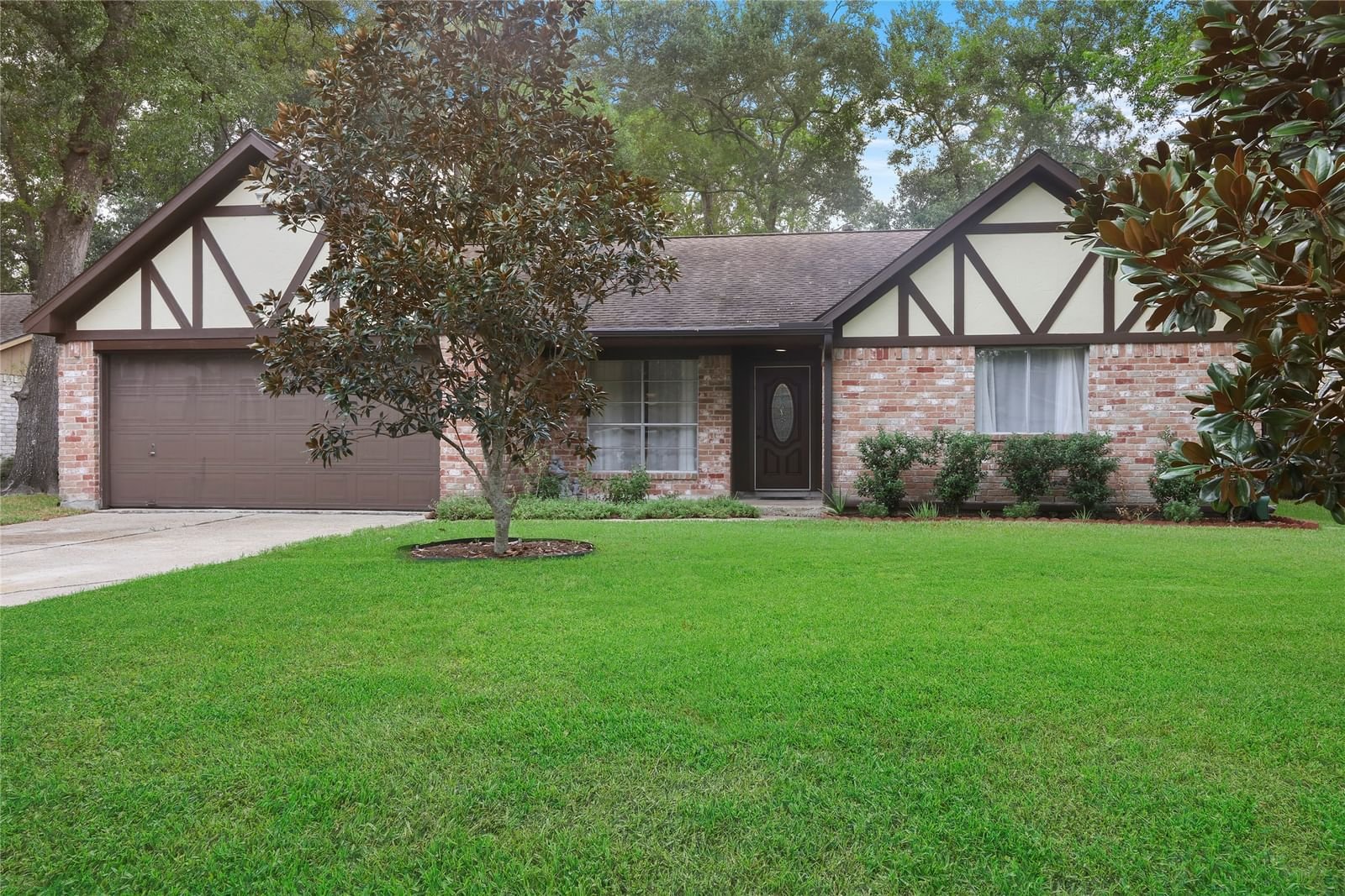Real estate property located at 3203 Brookdale, Harris, Elm Grove Village Sec 01, Kingwood, TX, US