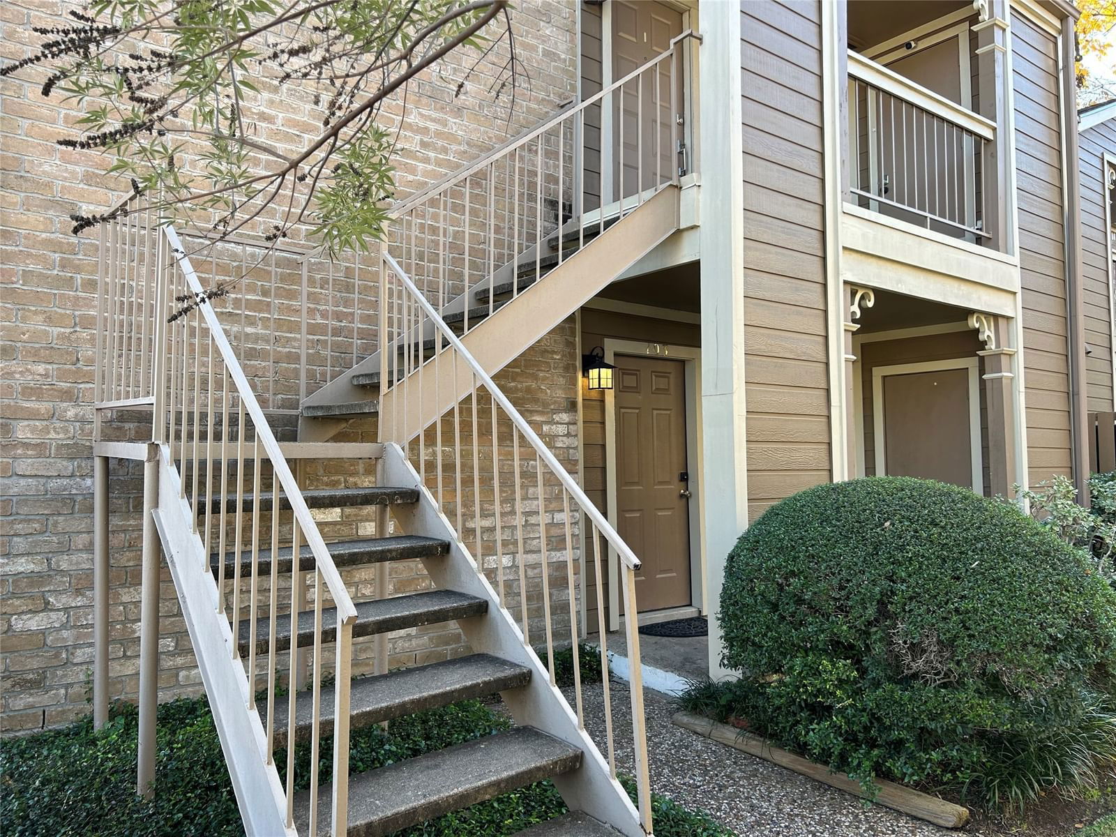 Real estate property located at 1880 White Oak #103, Harris, White Oak Condo Ph 01, Houston, TX, US