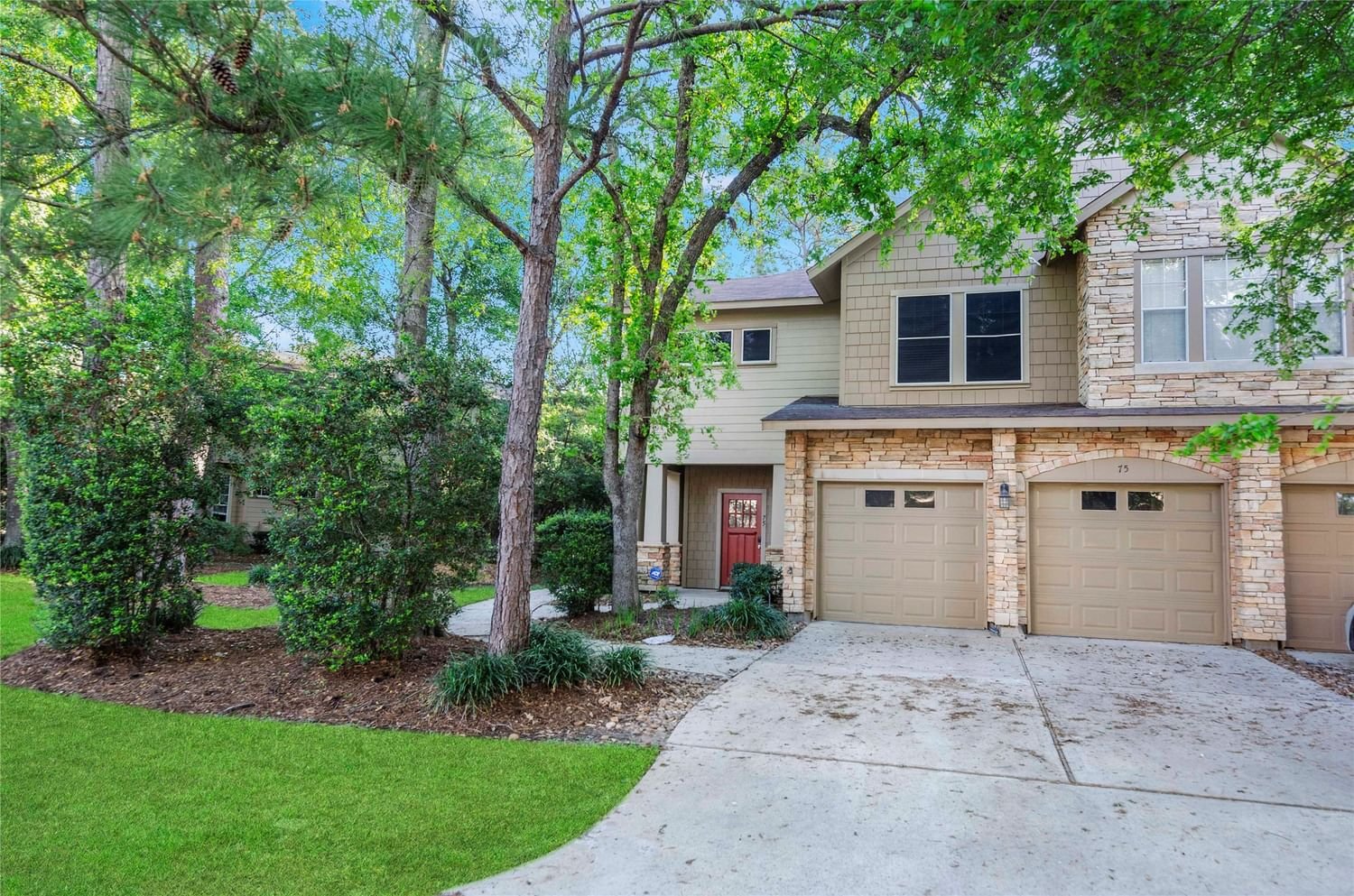 Real estate property located at 75 SCARLET WOODS CT, Montgomery, WDLANDS GROGANS MILL, The Woodlands, TX, US
