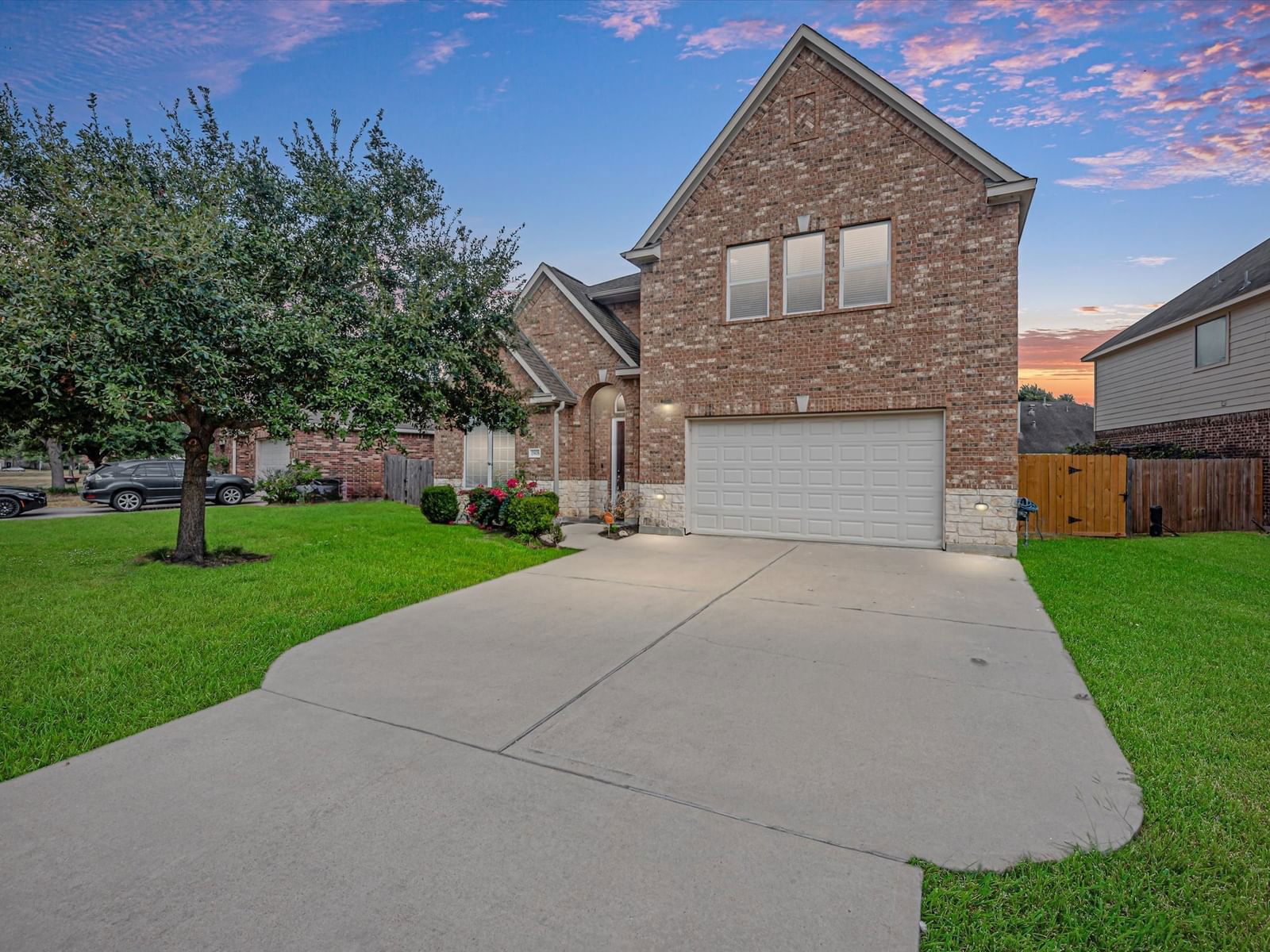 Real estate property located at 23626 Starbridge Lake, Fort Bend, Parkway Lakes, Richmond, TX, US