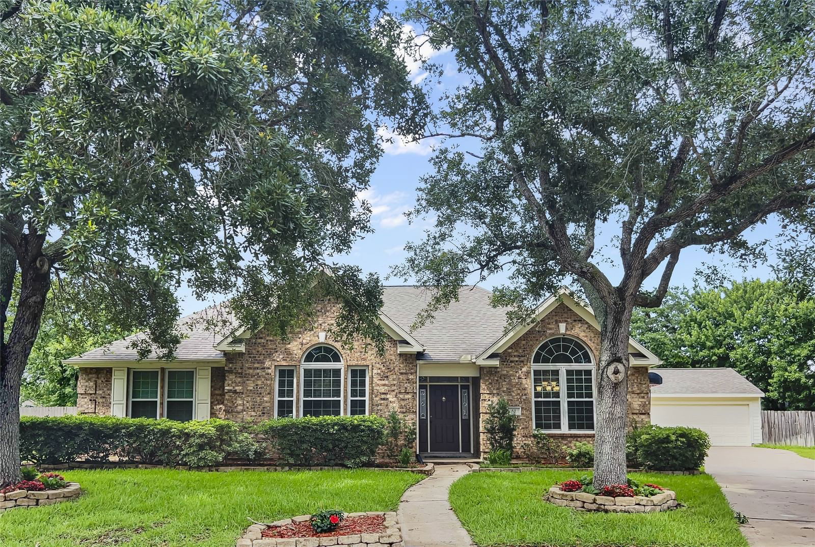 Real estate property located at 61 Cranberry, Brazoria, Plantation Village, Lake Jackson, TX, US