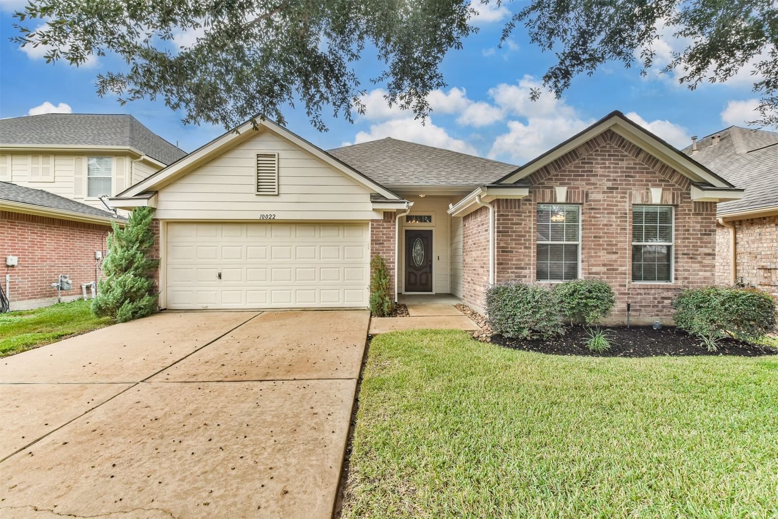 Real estate property located at 10022 Willow Wood, Harris, Woodbend Pines, Houston, TX, US