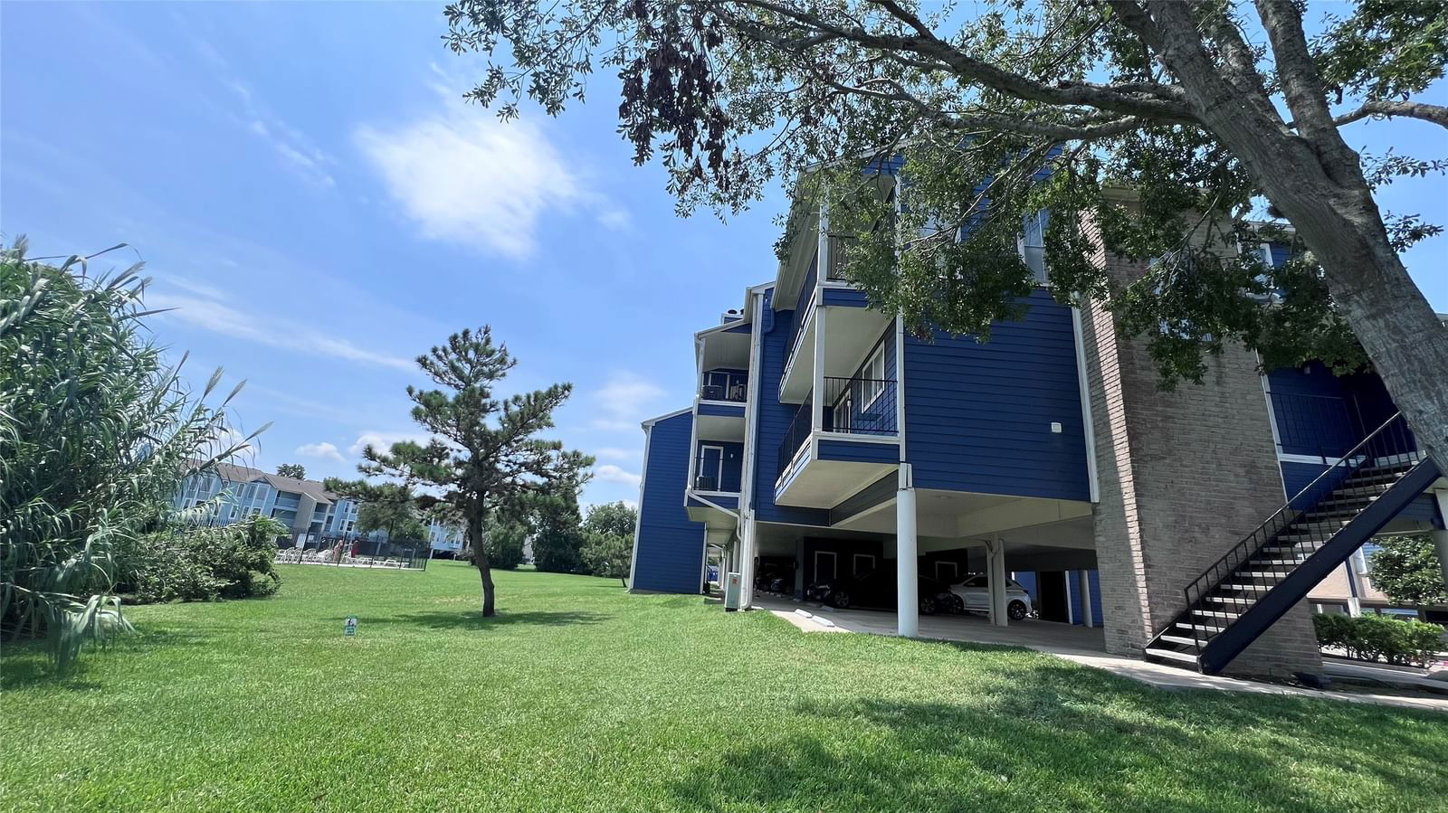 Real estate property located at 18519 Egret Bay #1915, Harris, Egret Bay Condo Ph 03, Webster, TX, US