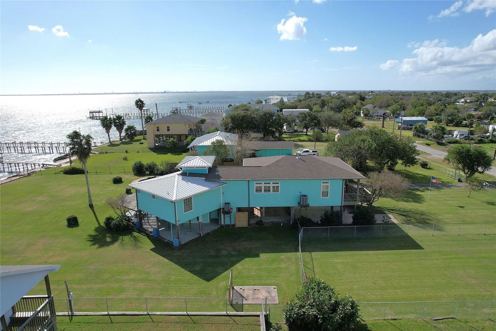 Real estate property located at 815 5th, Galveston, San Leon, San Leon, TX, US