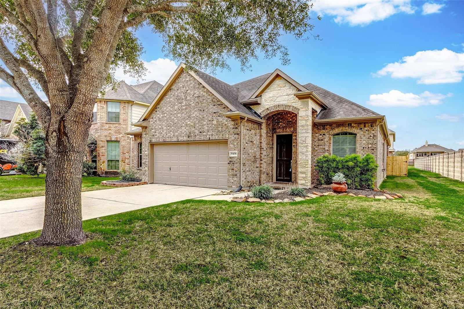 Real estate property located at 9406 Bronze Shore, Brazoria, Sterling Lakes At Iowa Colony, Rosharon, TX, US