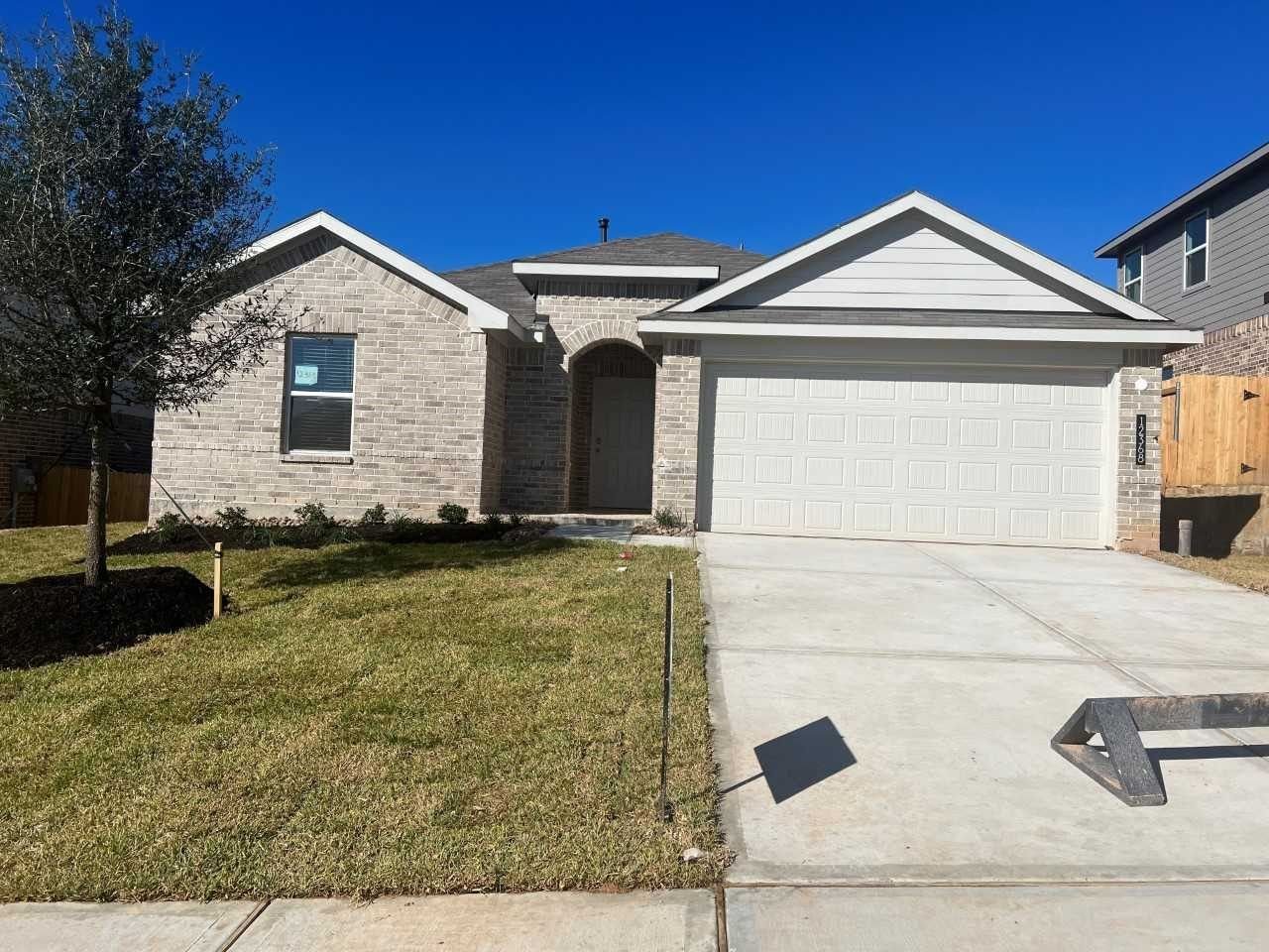 Real estate property located at 12368 Carib Crossing, Montgomery, Conroe, TX, US