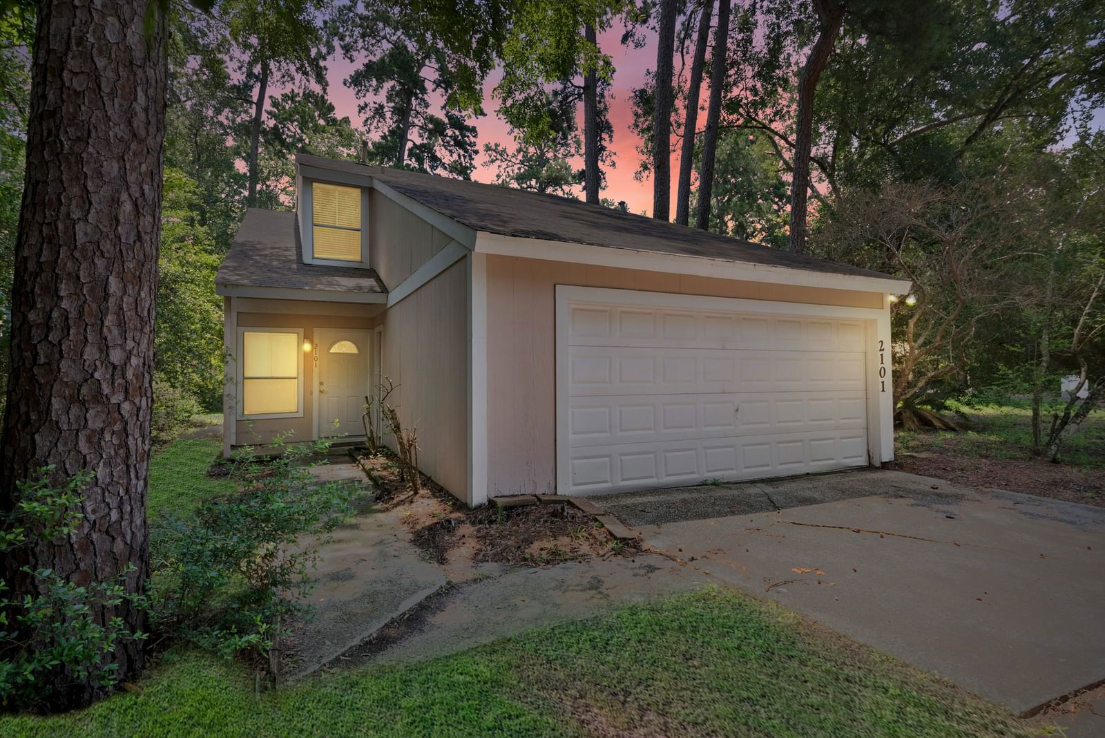 Real estate property located at 2101 Red Cedar, Montgomery, Wdlnds Village Grogans Ml 10, The Woodlands, TX, US